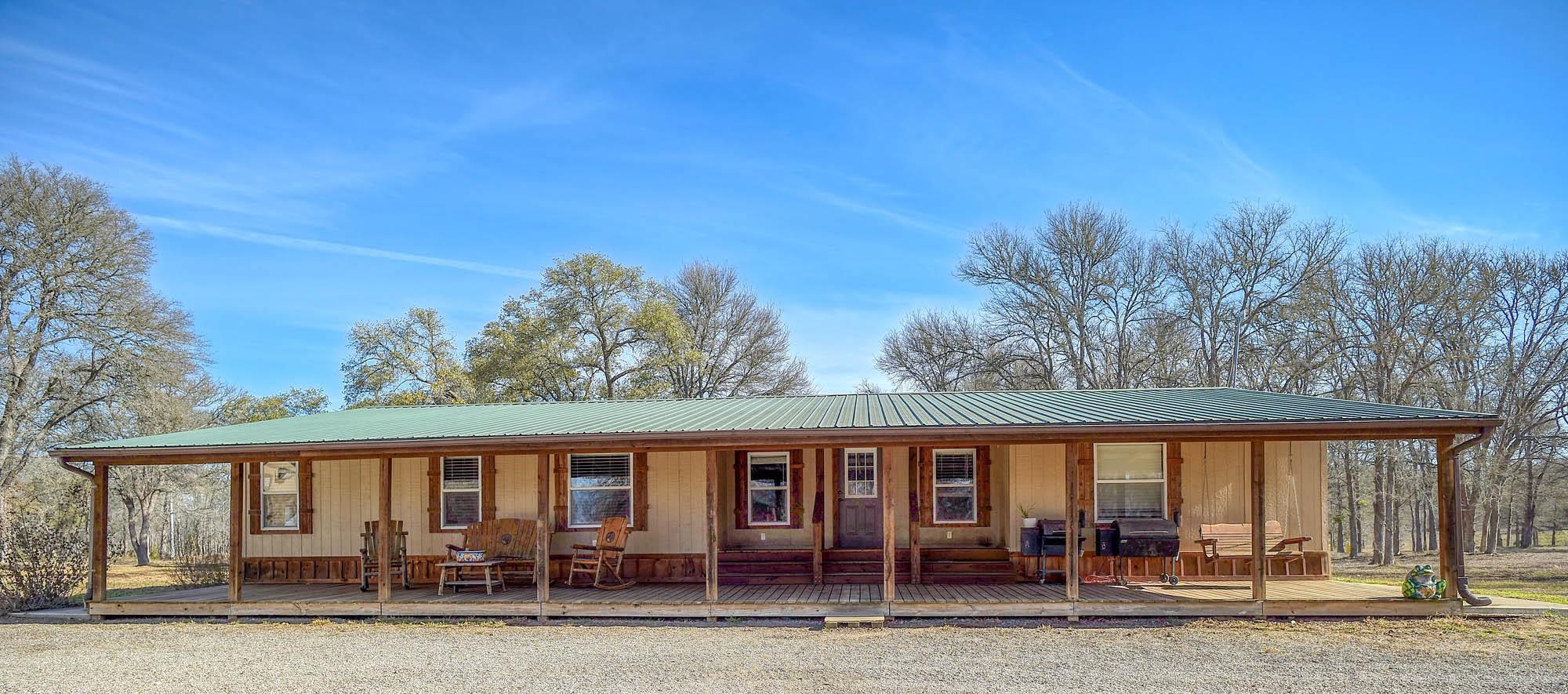 1675 Watterson Rd, Red Rock, TX 78662