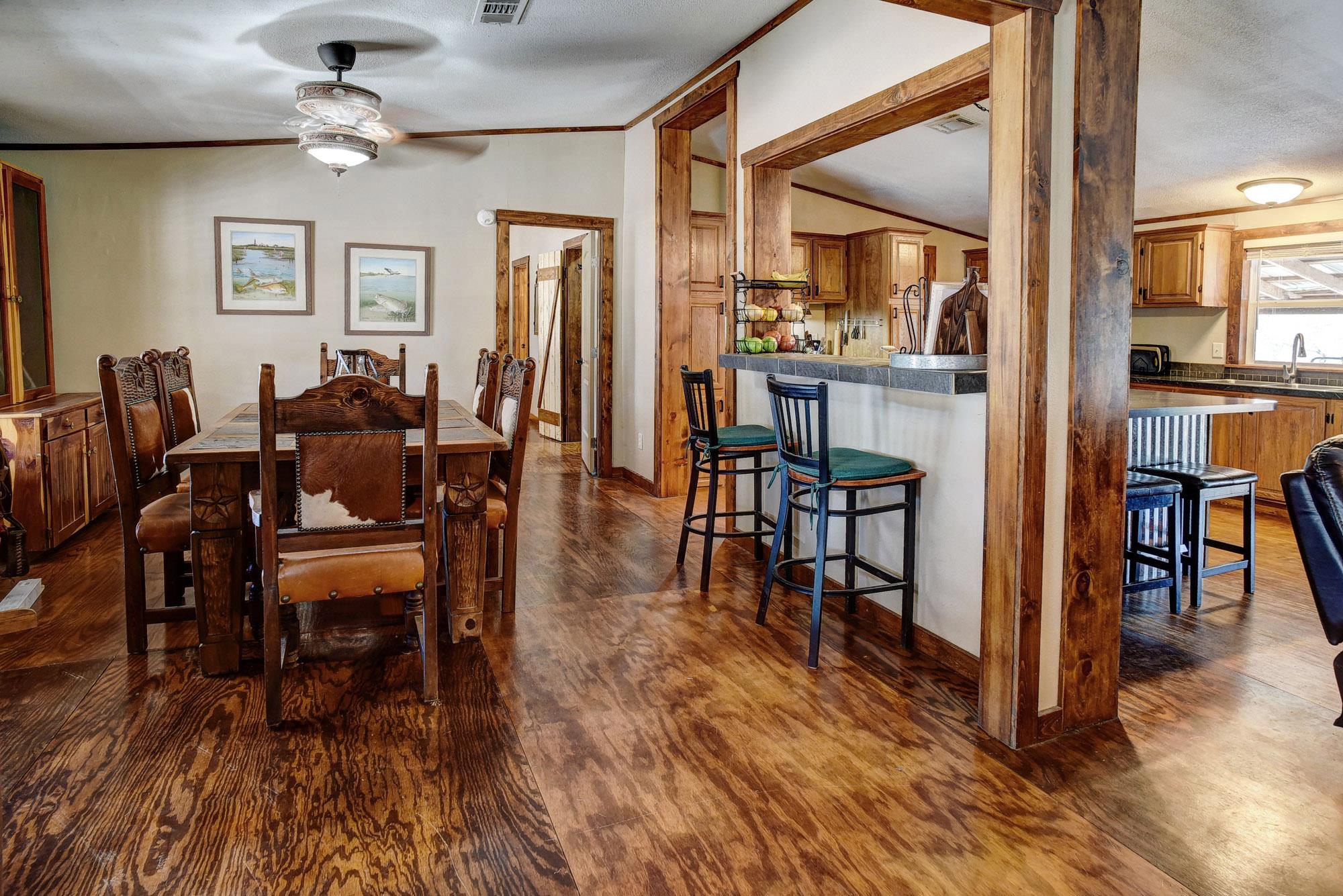 1675 Watterson Rd, Red Rock, TX 78662