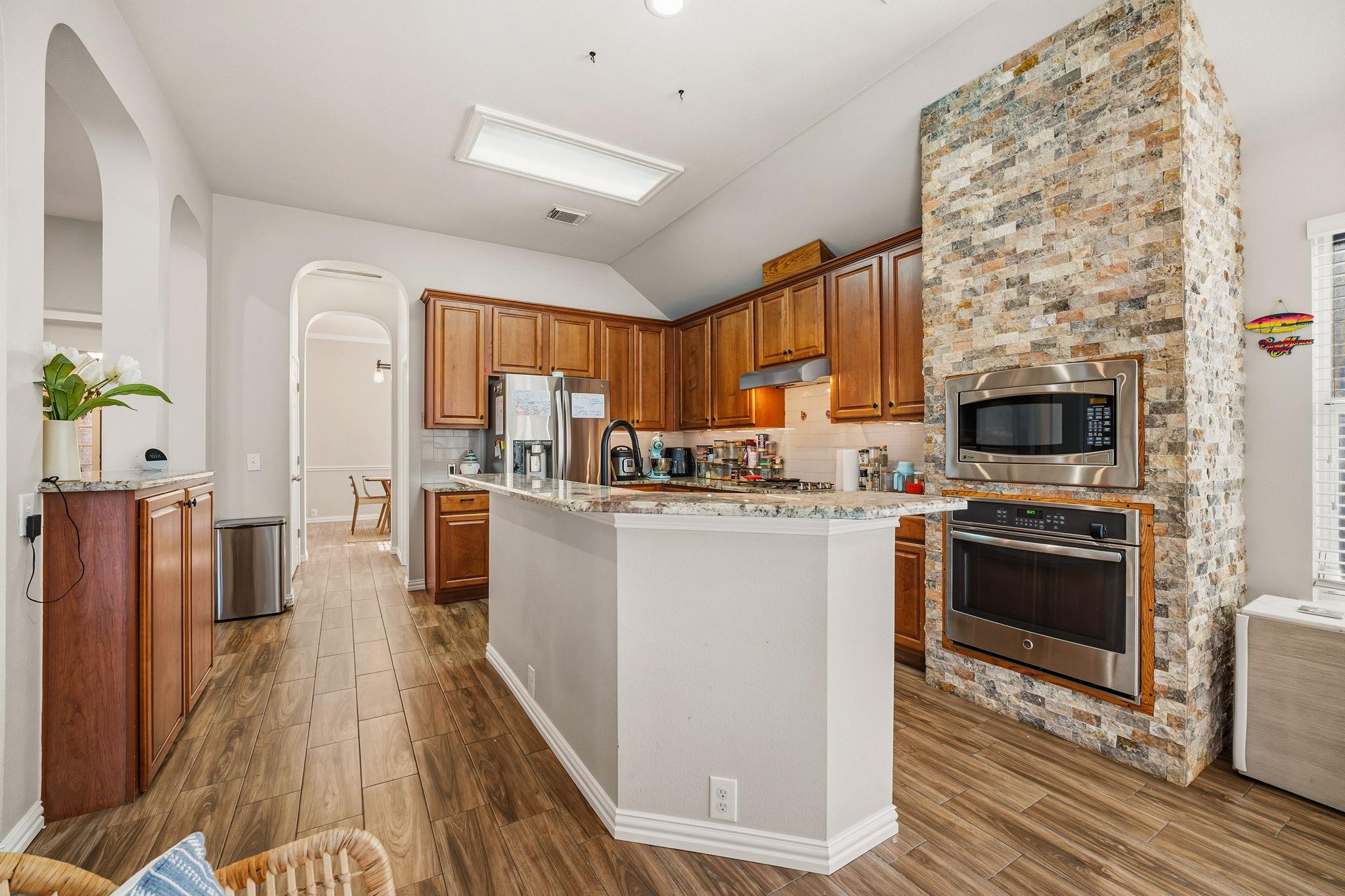 2112 Bandera Path, Round Rock, TX 78665