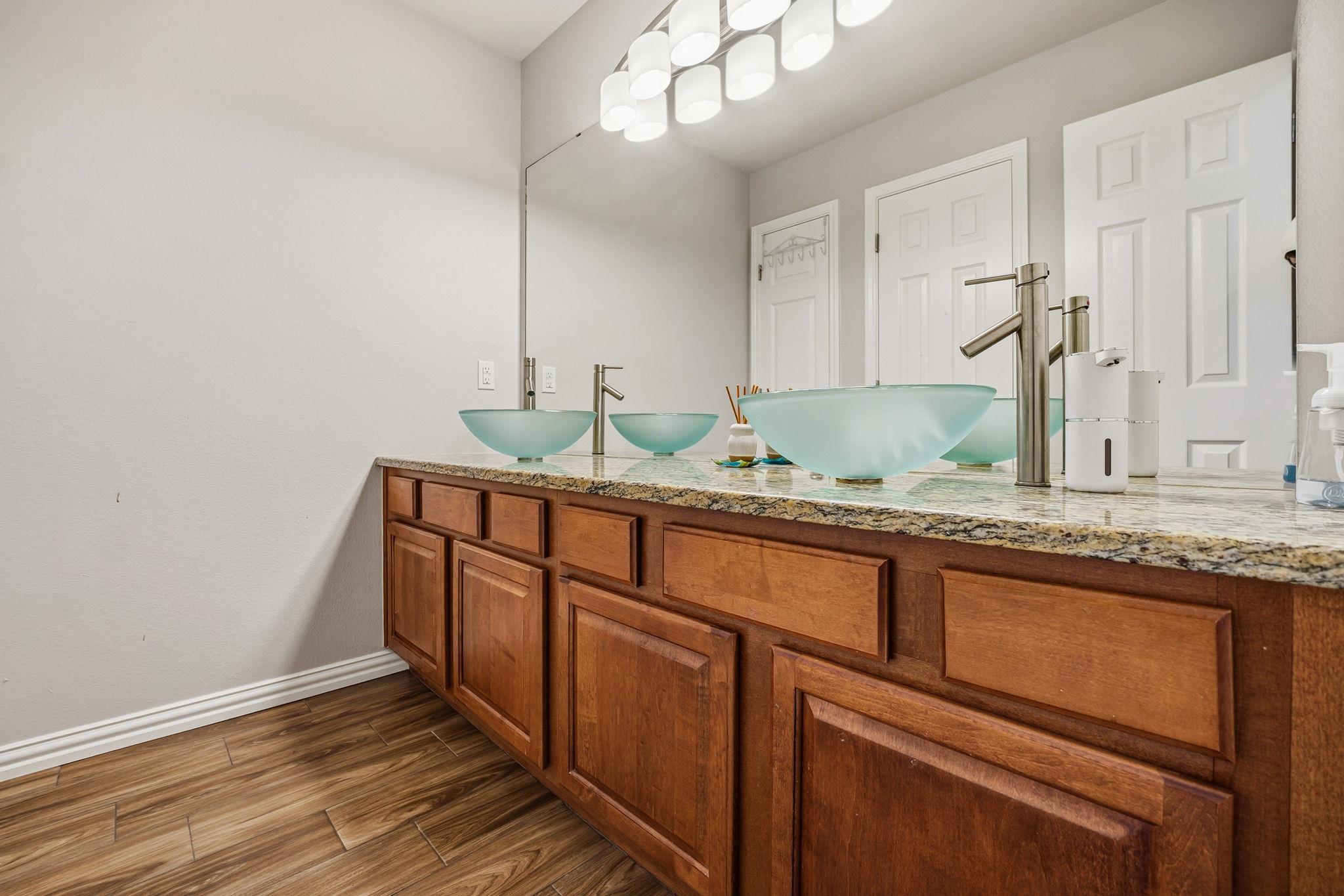 2112 Bandera Path, Round Rock, TX 78665