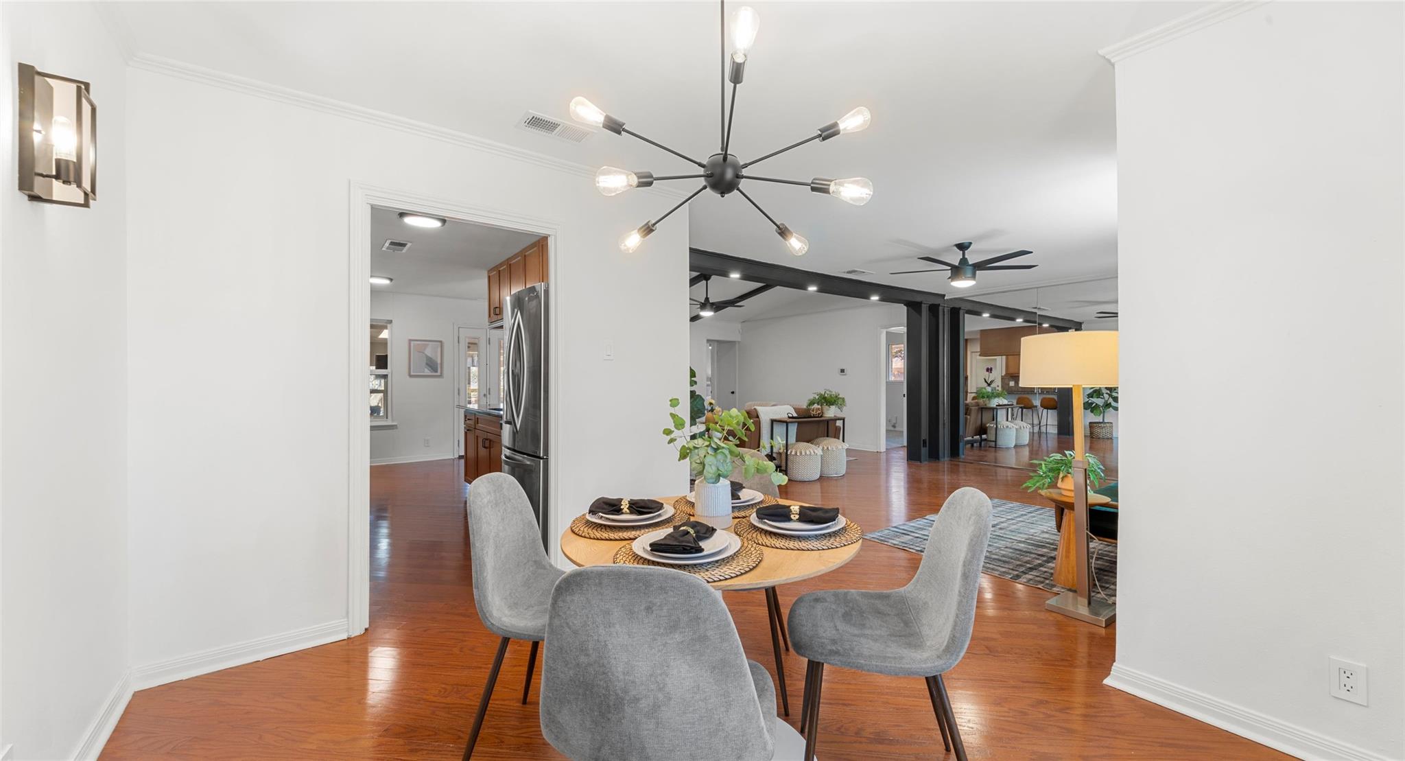 1704 Shelbourne Dr, Austin, TX 78752