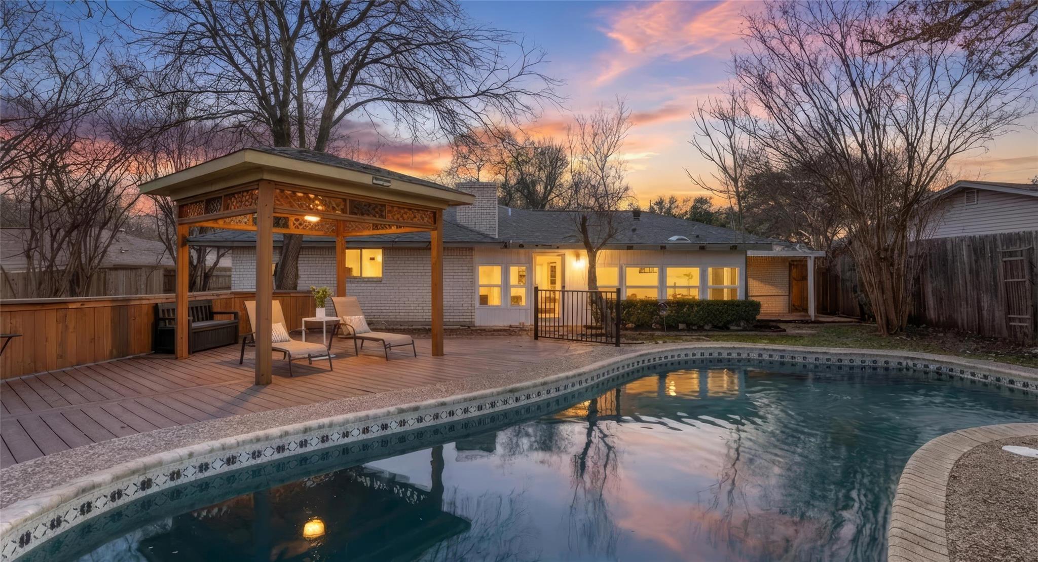 1704 Shelbourne Dr, Austin, TX 78752