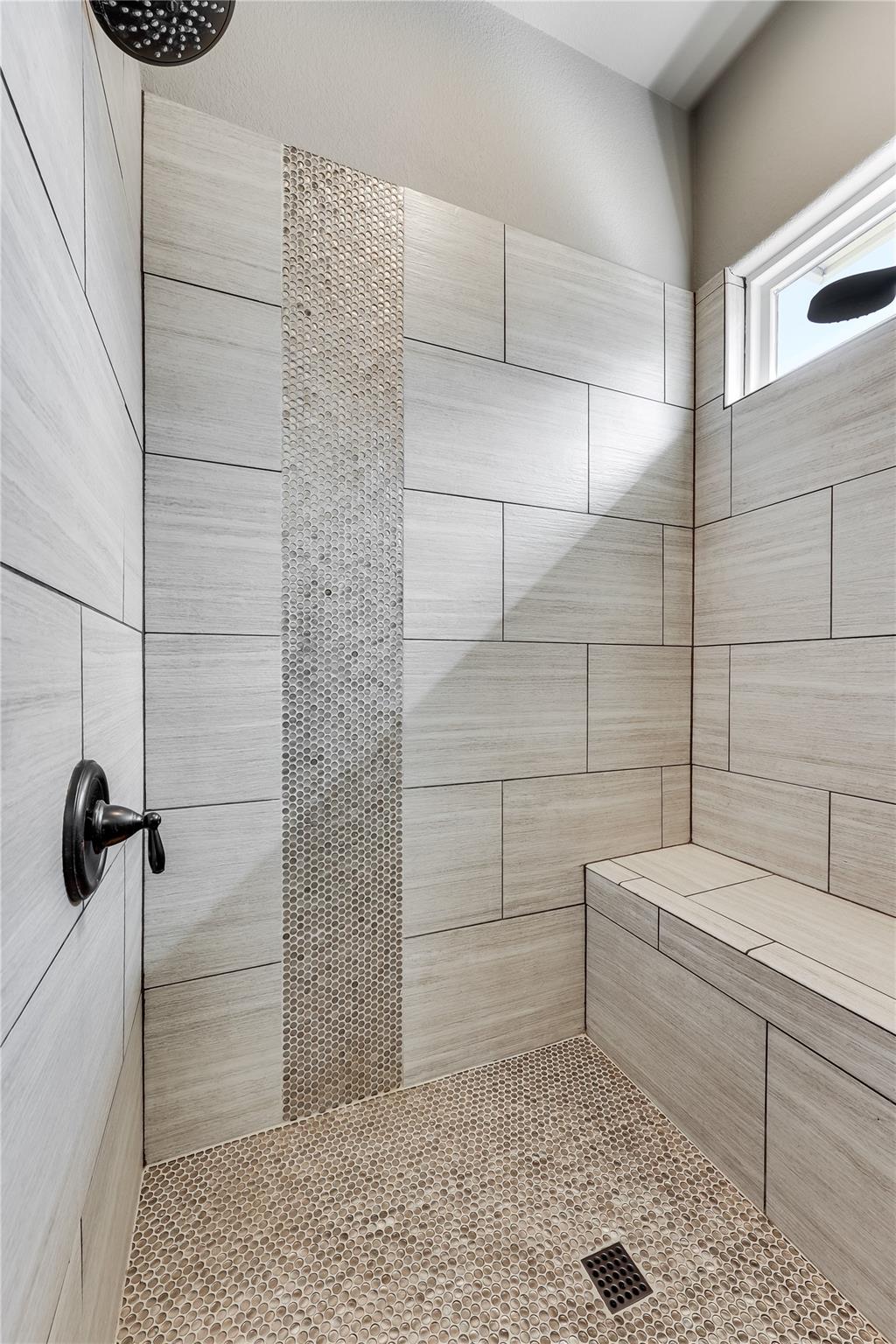 19129 Camelot Woods Cv, Lago Vista, TX 78645