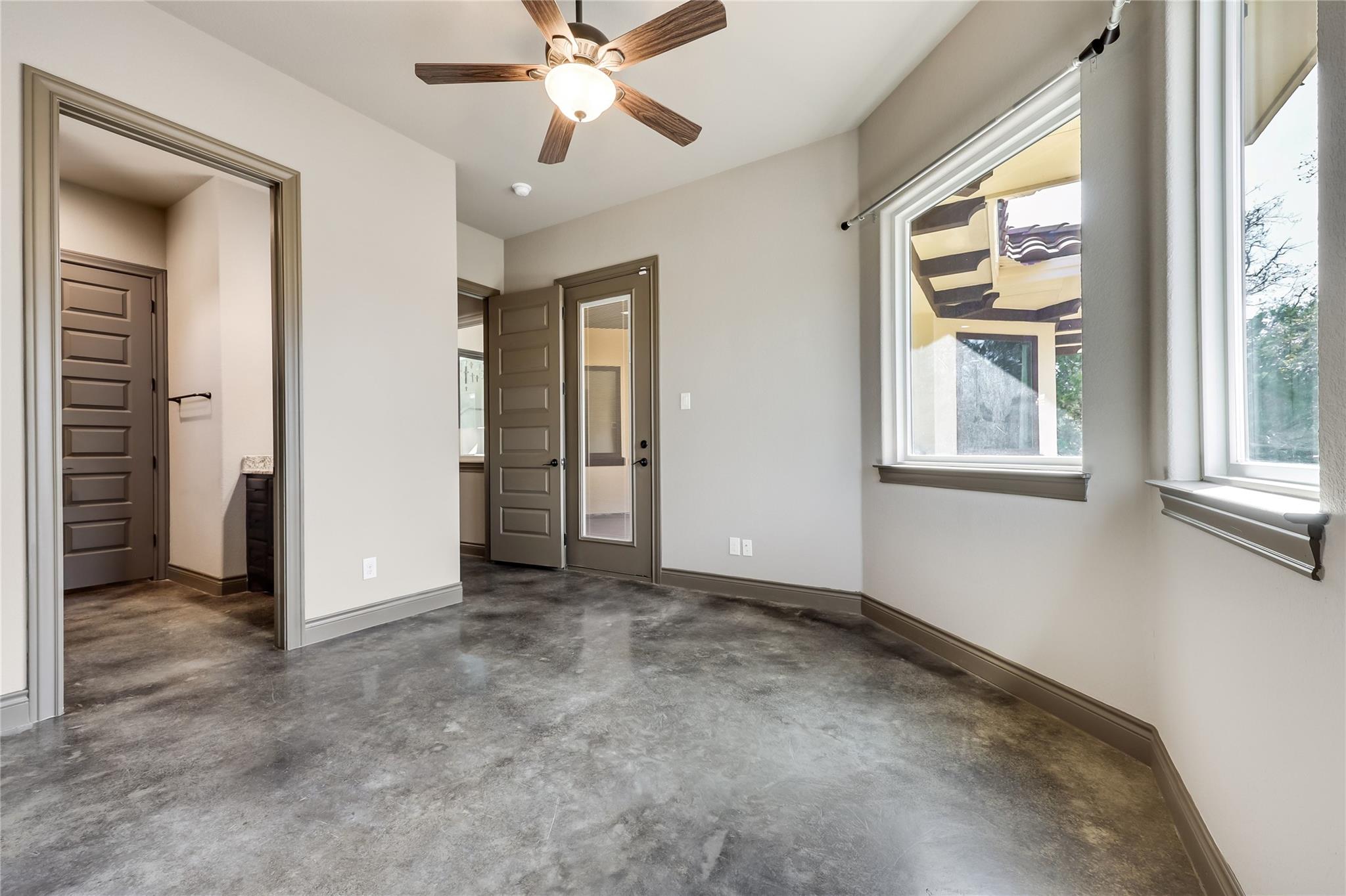 19129 Camelot Woods Cv, Lago Vista, TX 78645