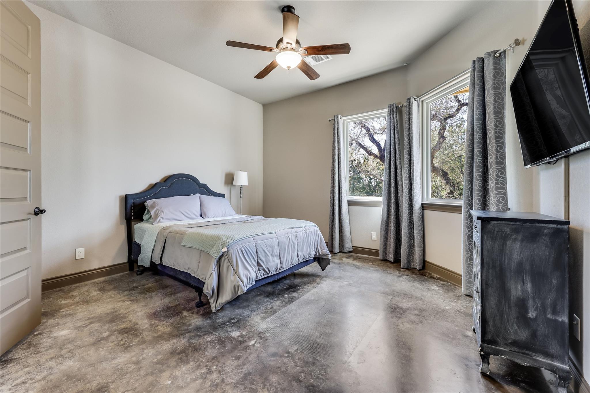 19129 Camelot Woods Cv, Lago Vista, TX 78645