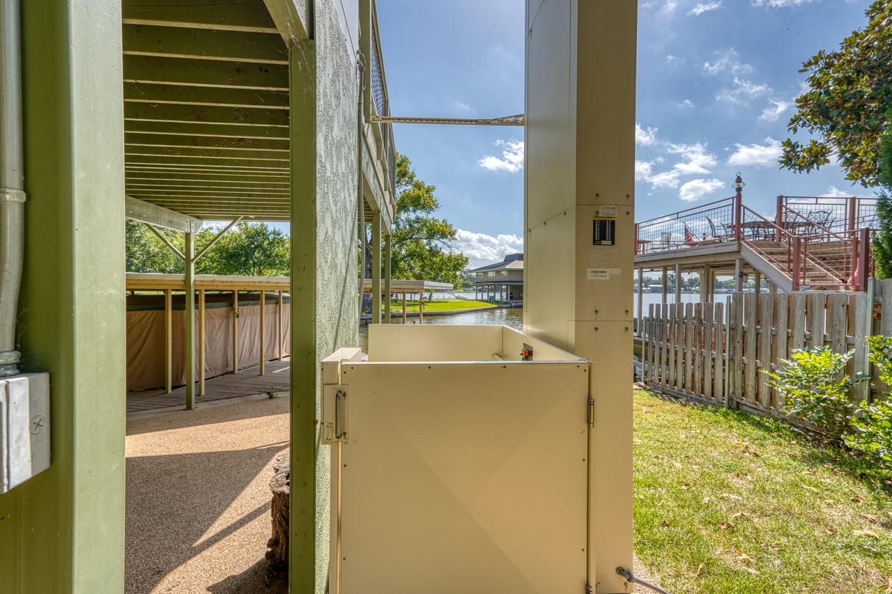 207 Princess Terrace, Sunrise Beach, TX 78643