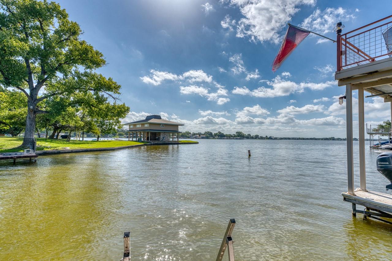 207 Princess Terrace, Sunrise Beach, TX 78643