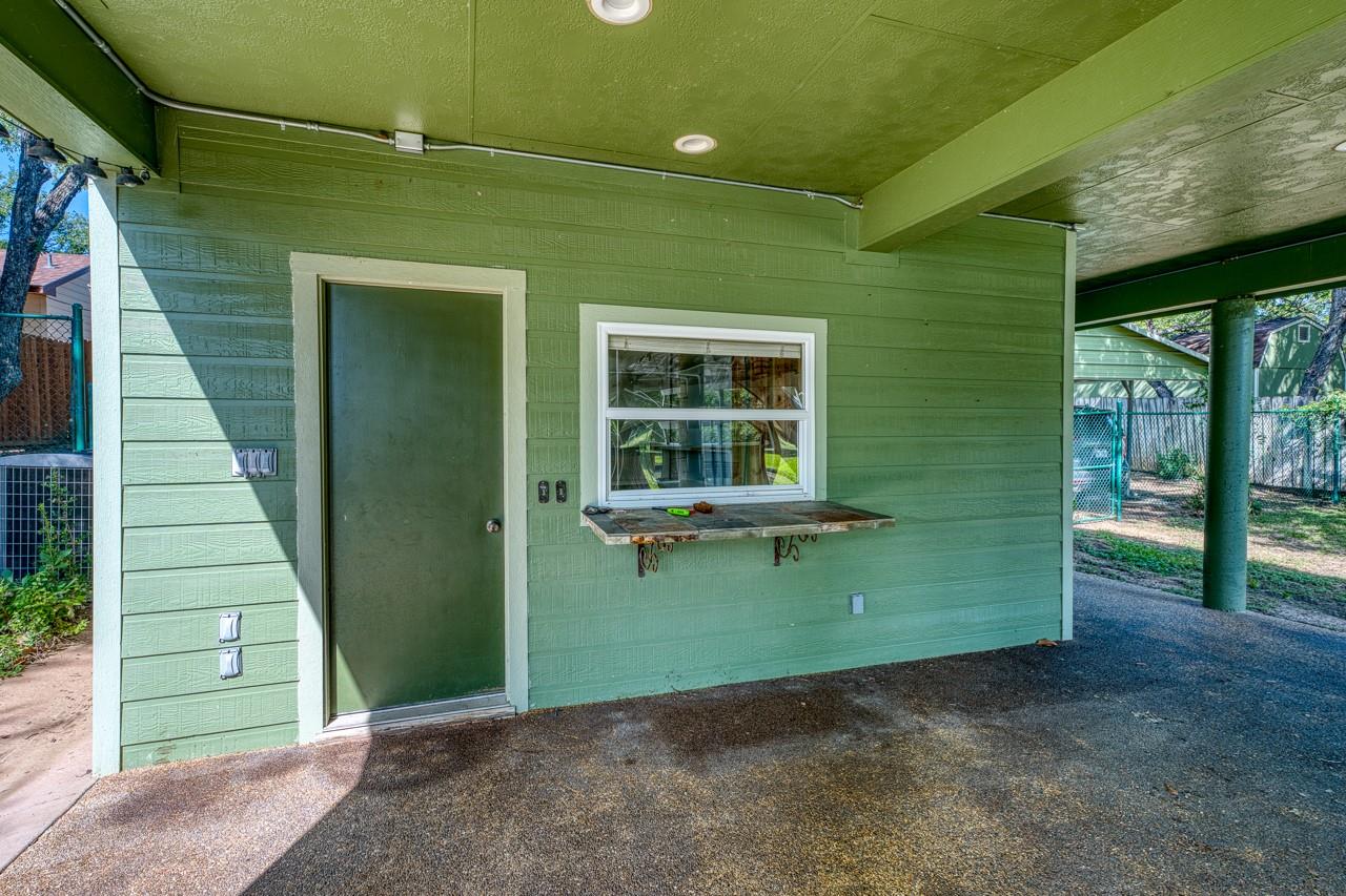 207 Princess Terrace, Sunrise Beach, TX 78643