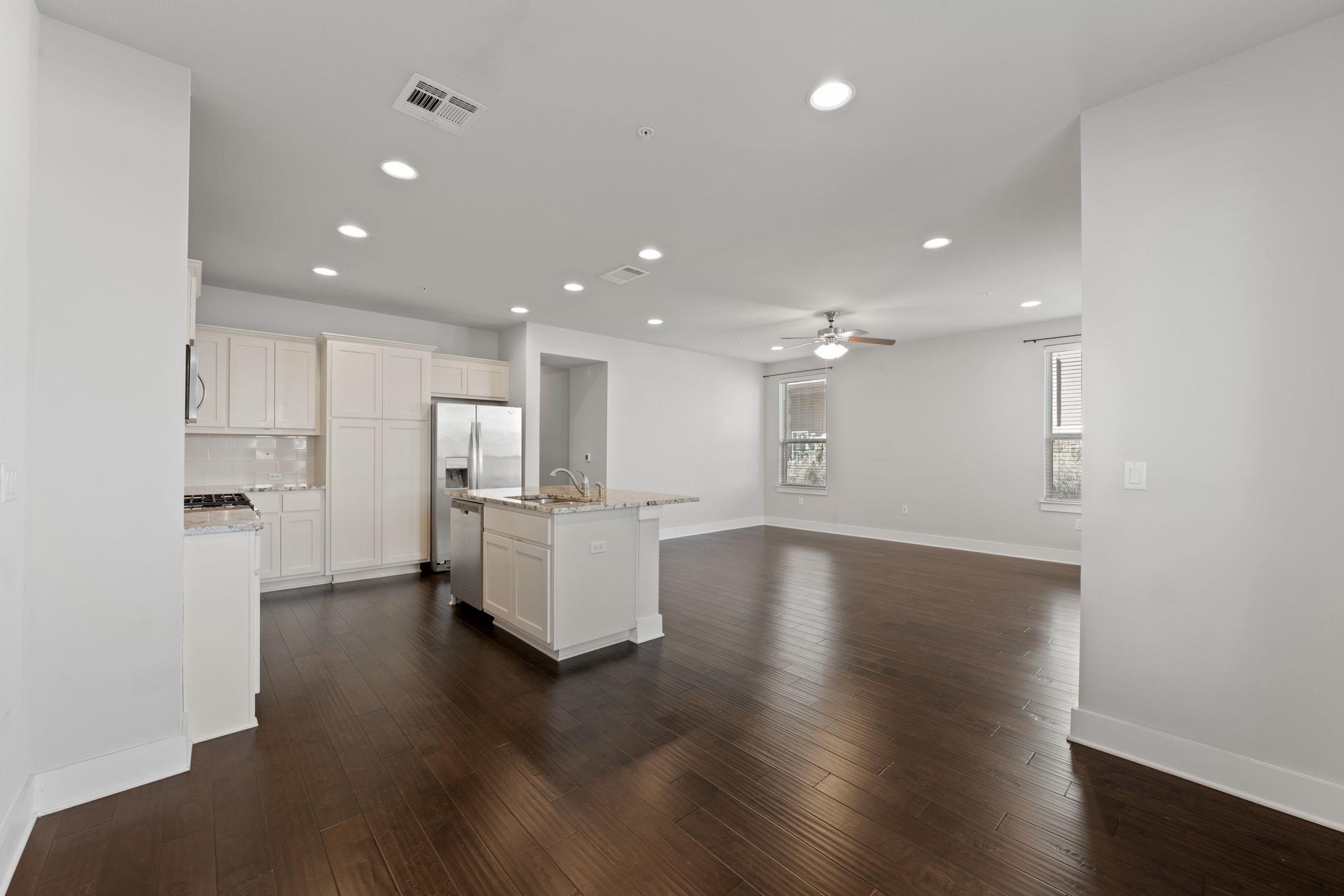 13800 Lyndhurst St # 326, Austin, TX 78717