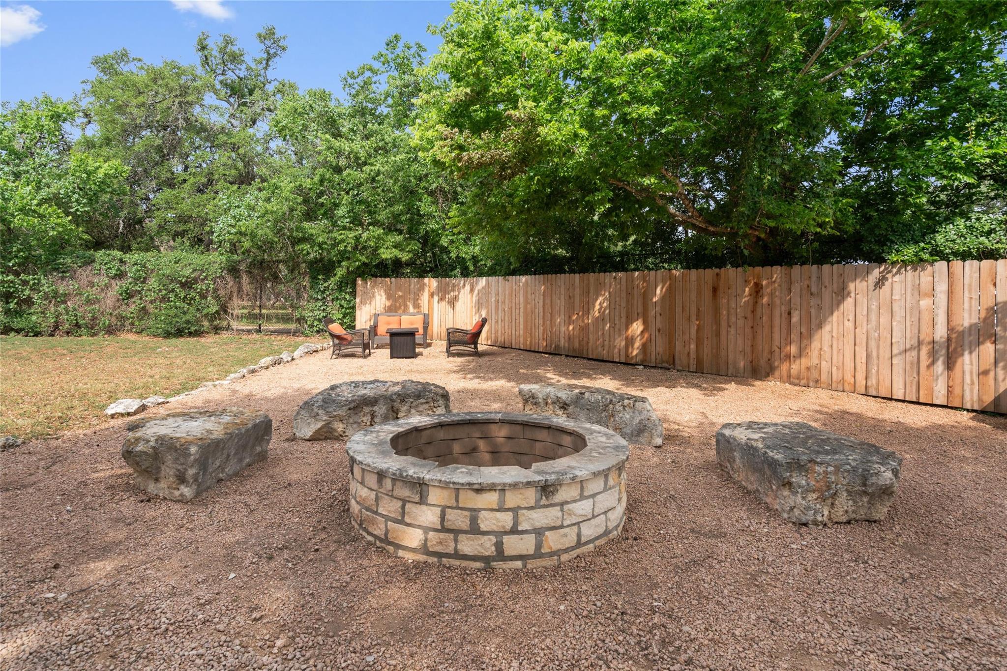 720 Circle G Ranch Rd, Dripping Springs, TX 78620