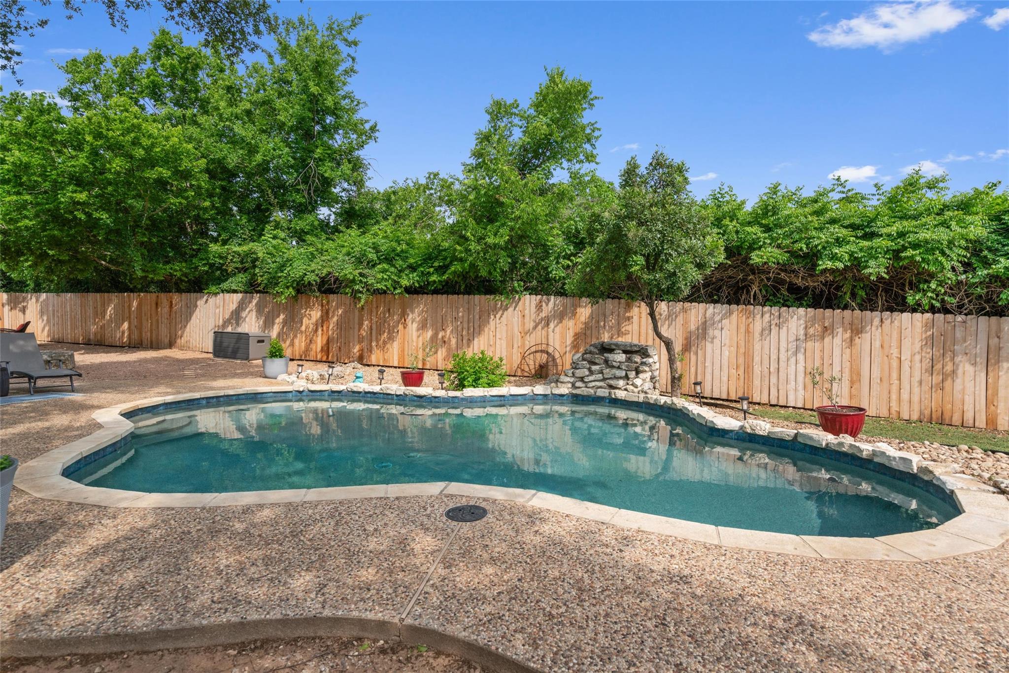 720 Circle G Ranch Rd, Dripping Springs, TX 78620