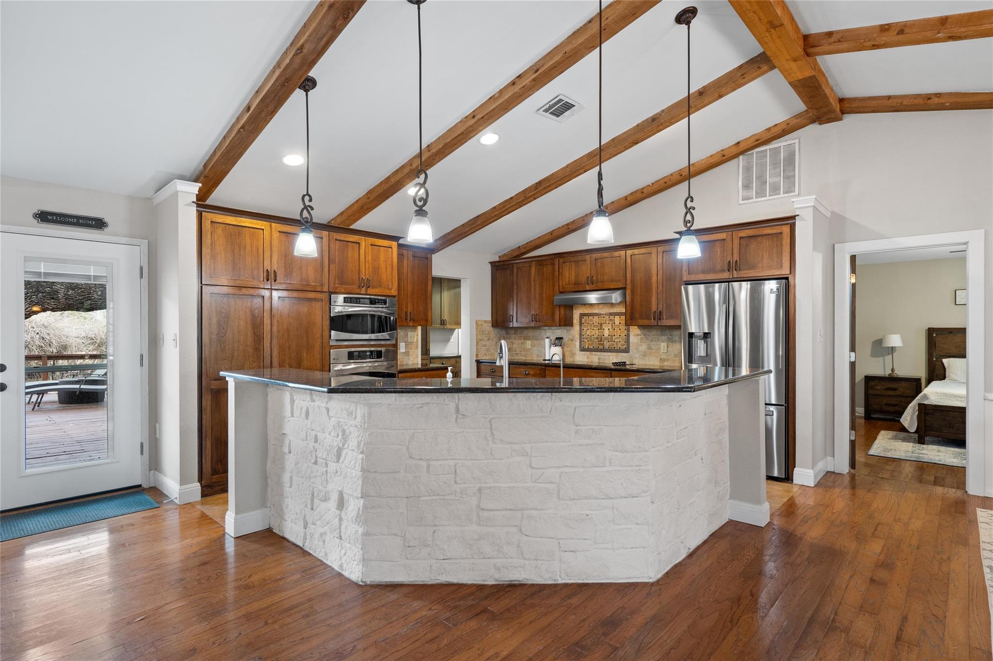 720 Circle G Ranch Rd, Dripping Springs, TX 78620