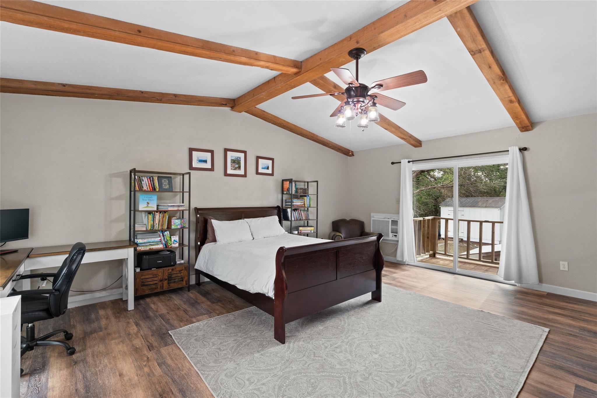 720 Circle G Ranch Rd, Dripping Springs, TX 78620