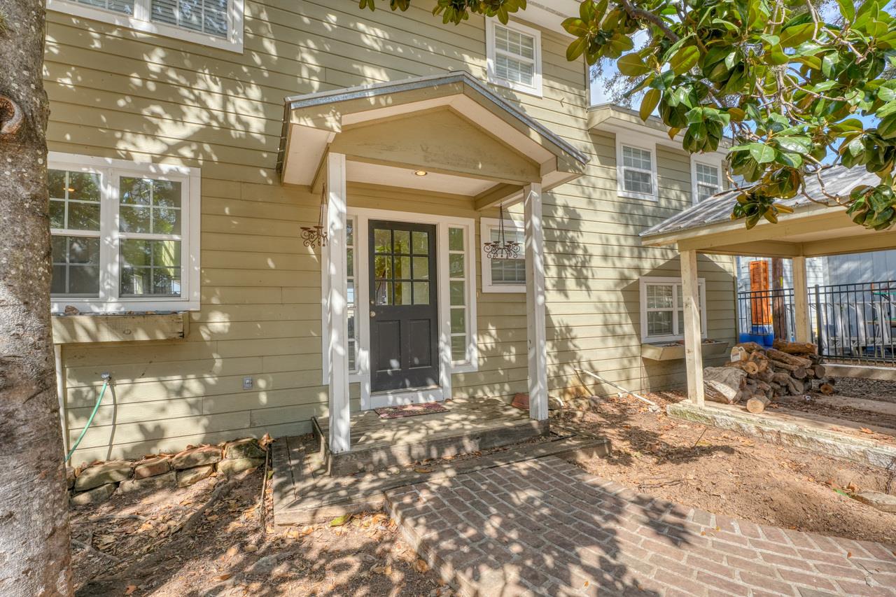 322 Granite Shoals Ln, Sunrise Beach, TX 78643