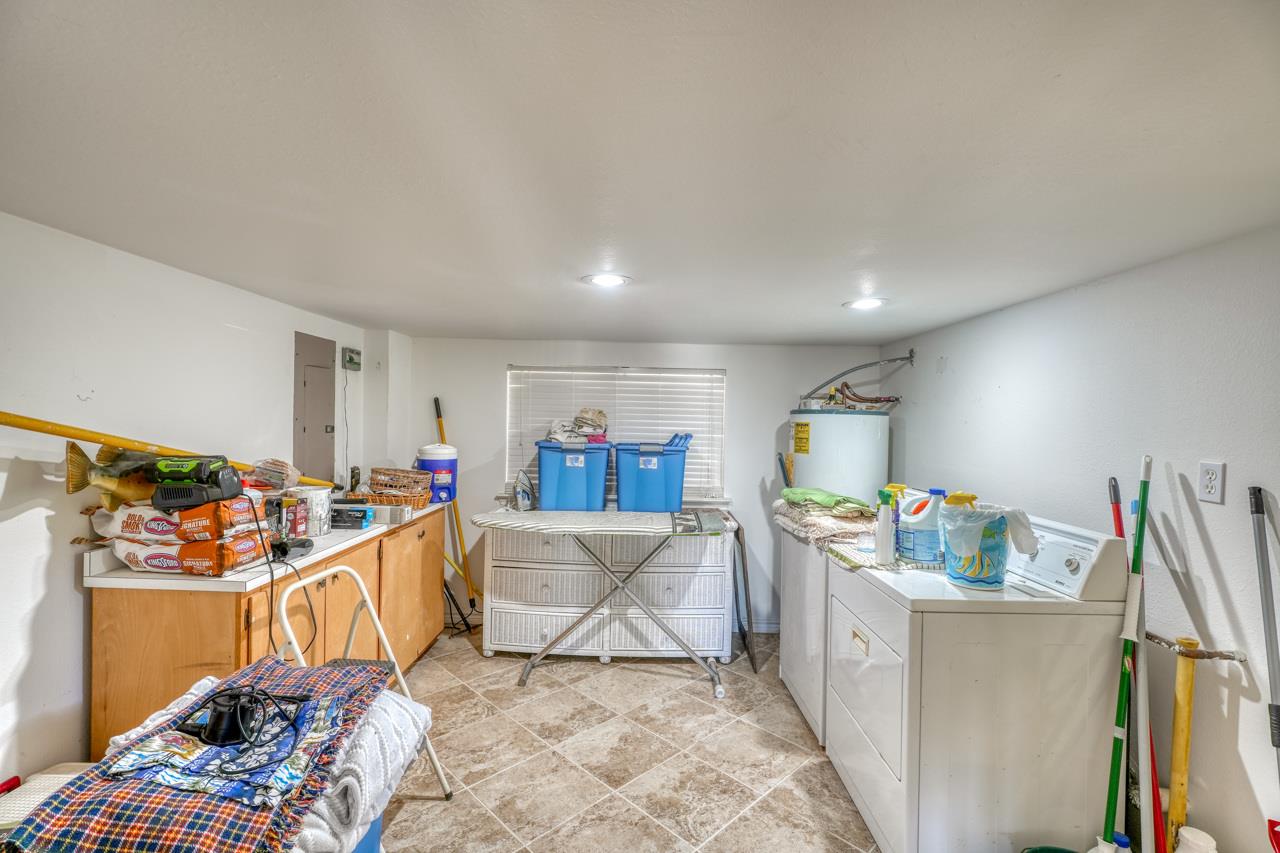 322 Granite Shoals Ln, Sunrise Beach, TX 78643