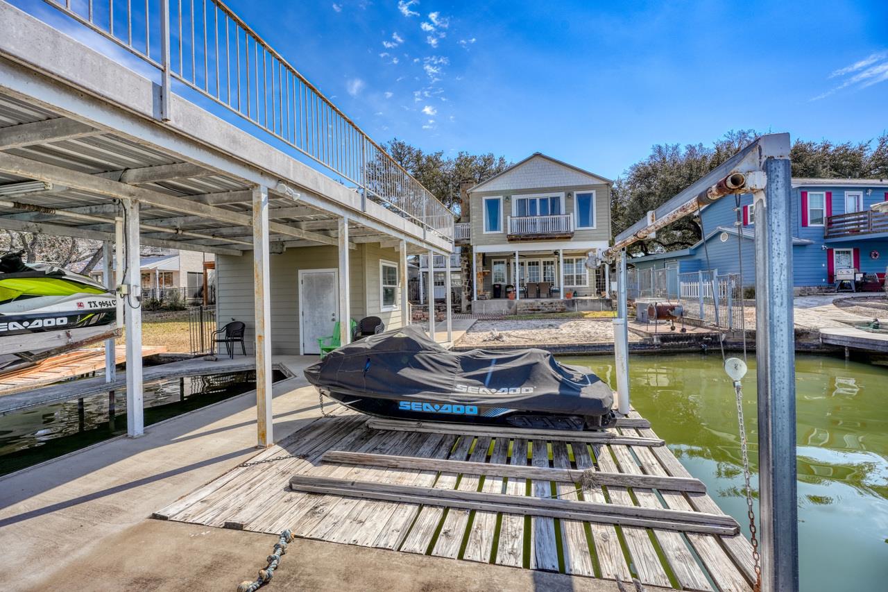322 Granite Shoals Ln, Sunrise Beach, TX 78643