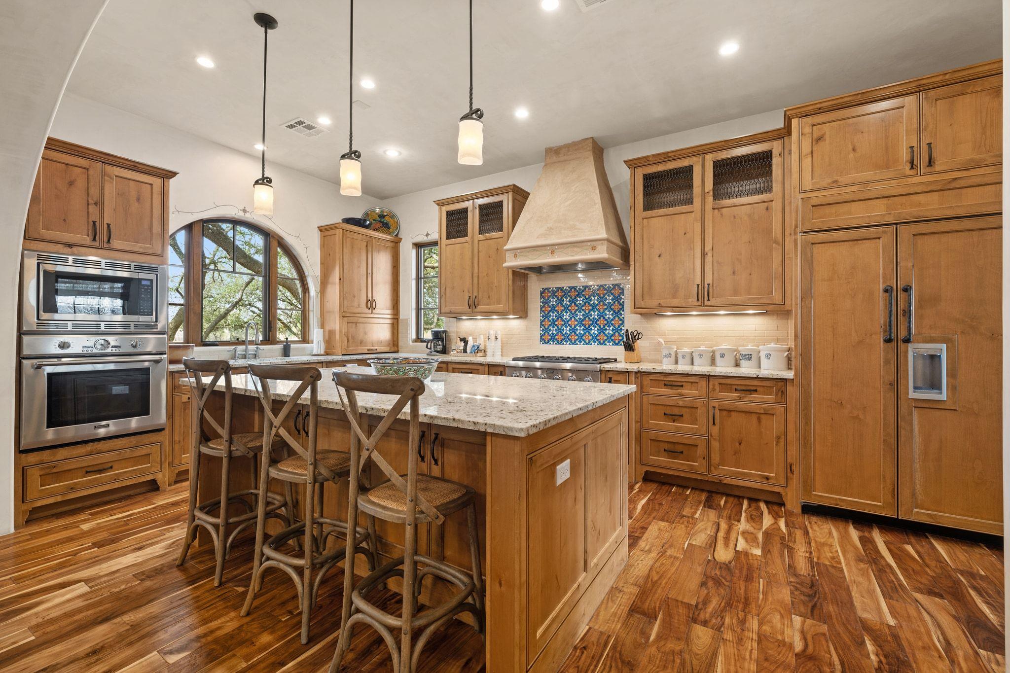 145 La Serena Loop, Horseshoe Bay, TX 78657