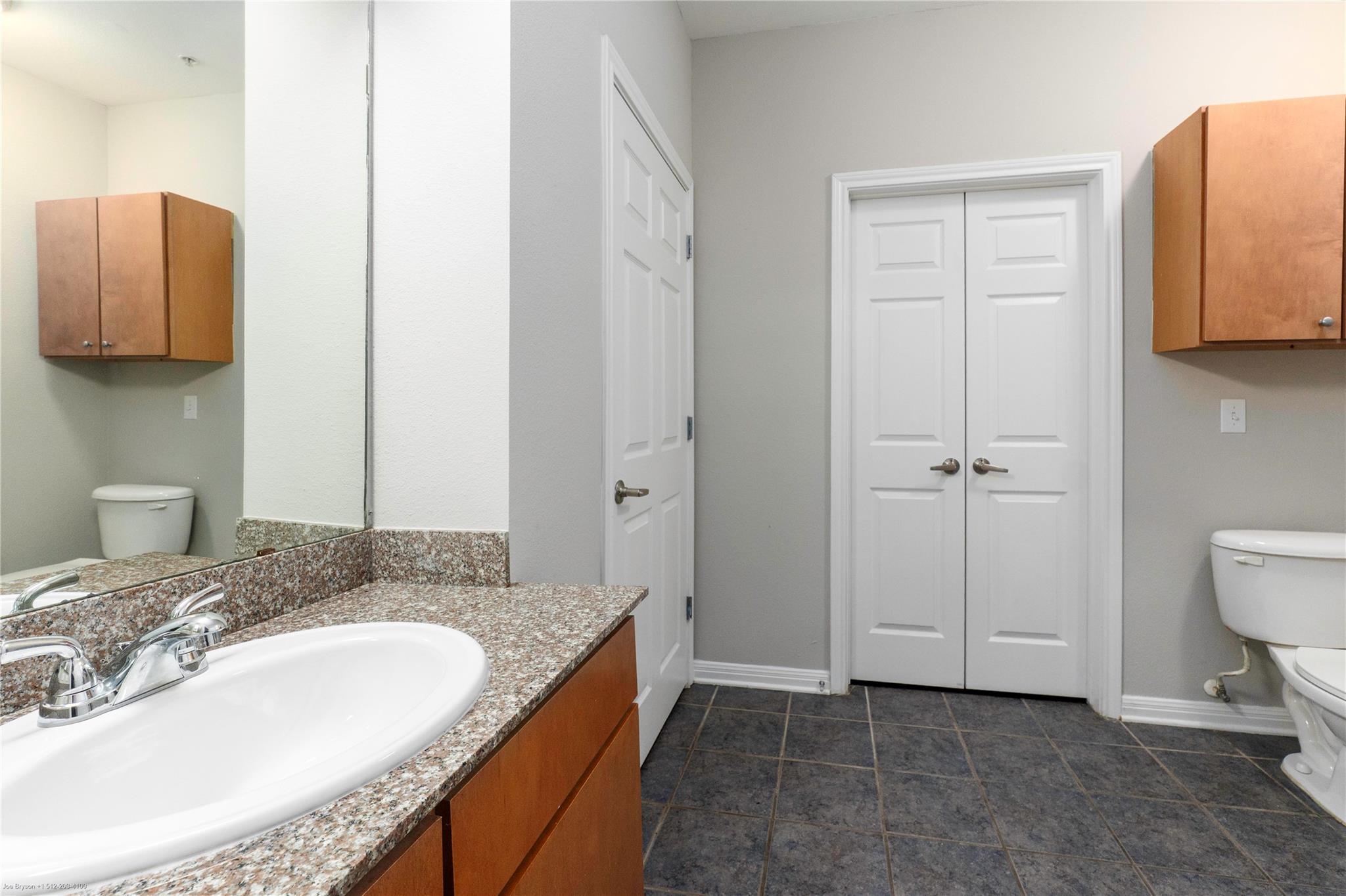 2502 Leon St # 305, Austin, TX 78705