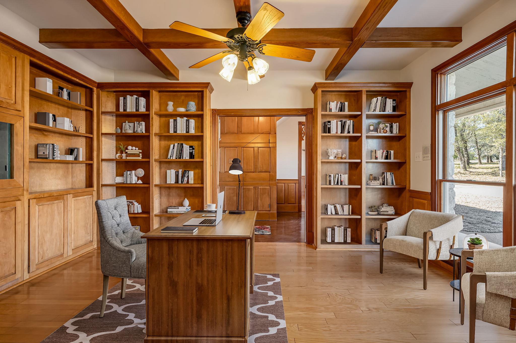 4300 Travis Peak Trl, Marble Falls, TX 78654