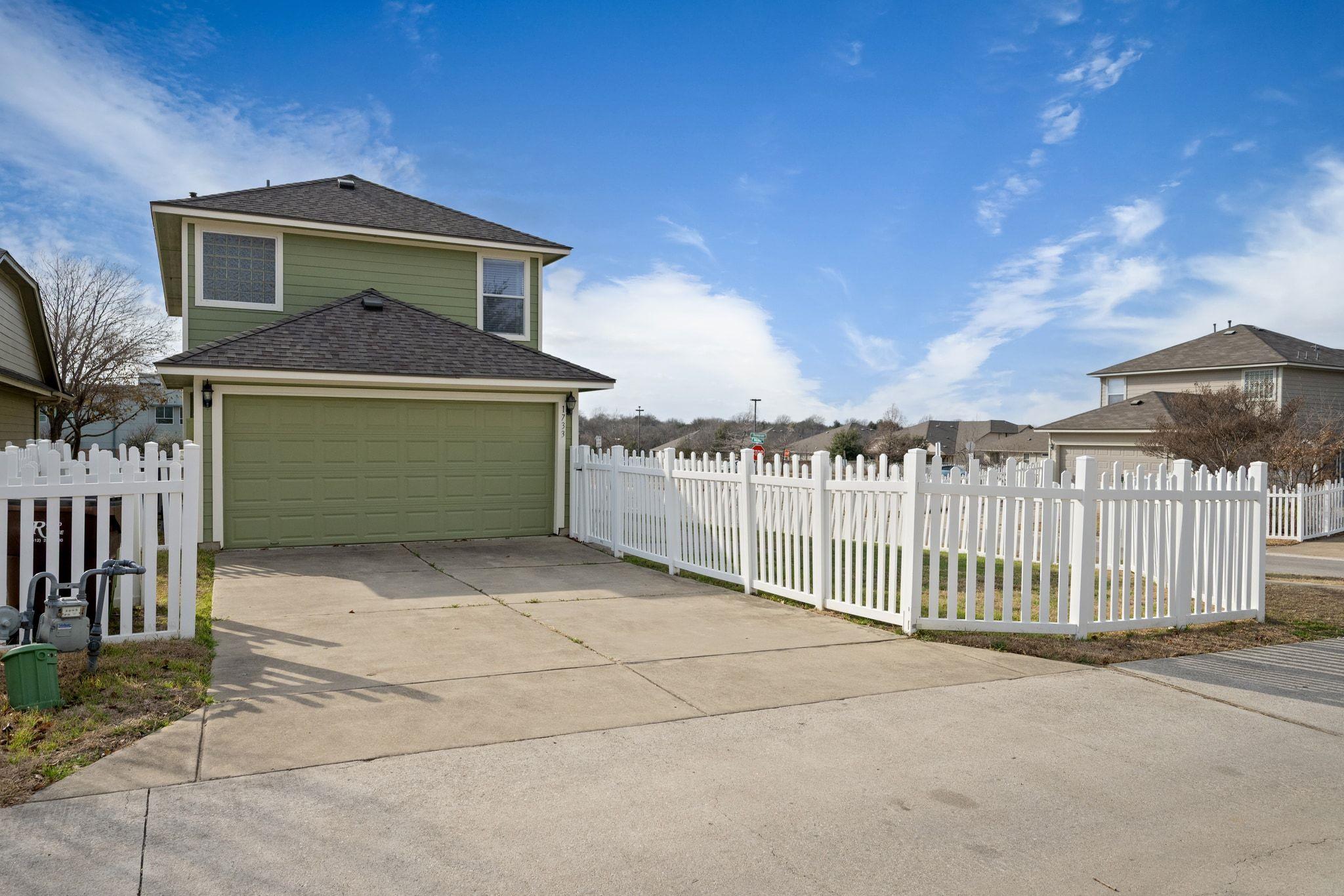 1733 Thompson Trl, Round Rock, TX 78664