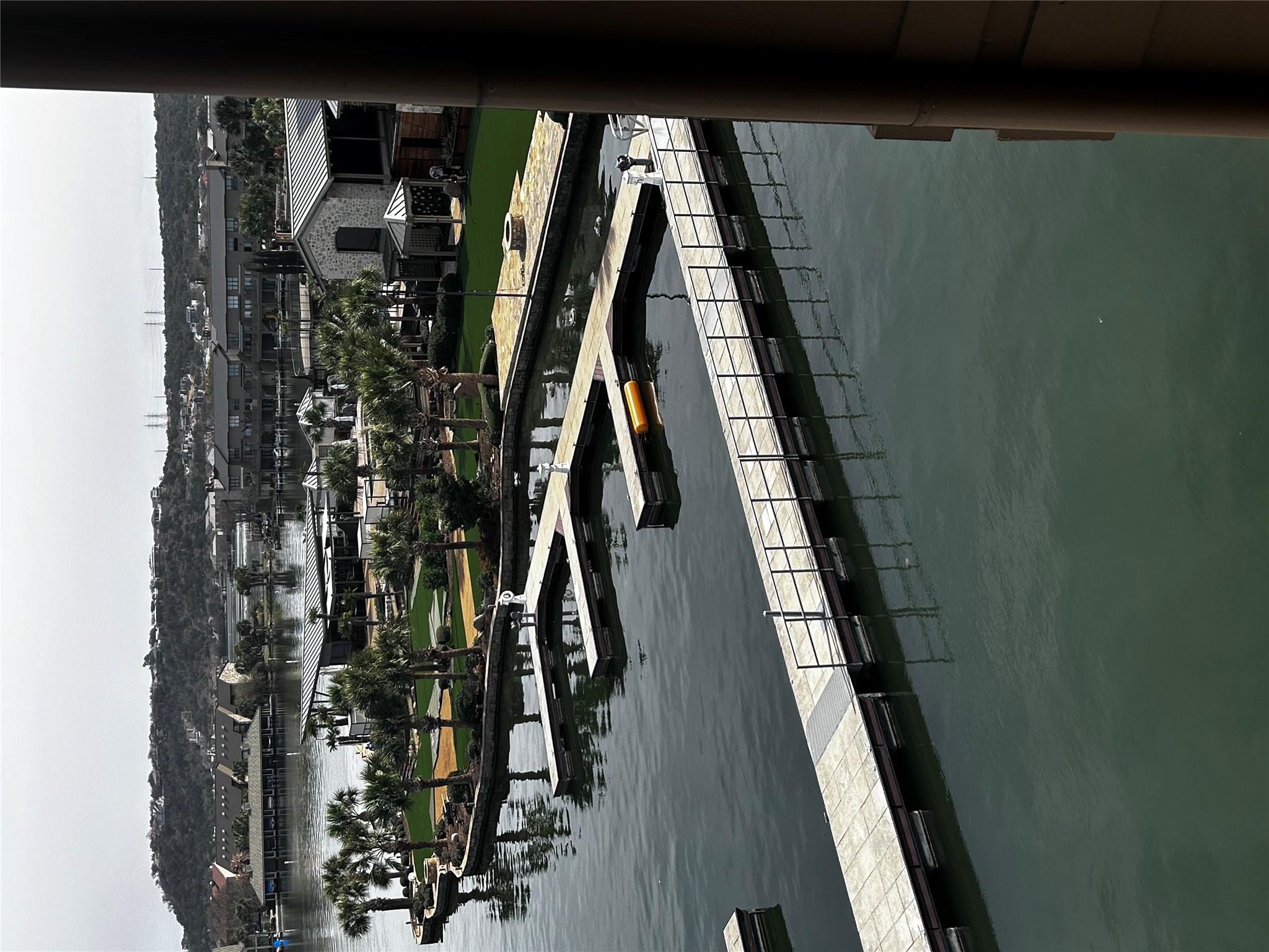 1001 The Cape Rd # 33, Horseshoe Bay, TX 78657