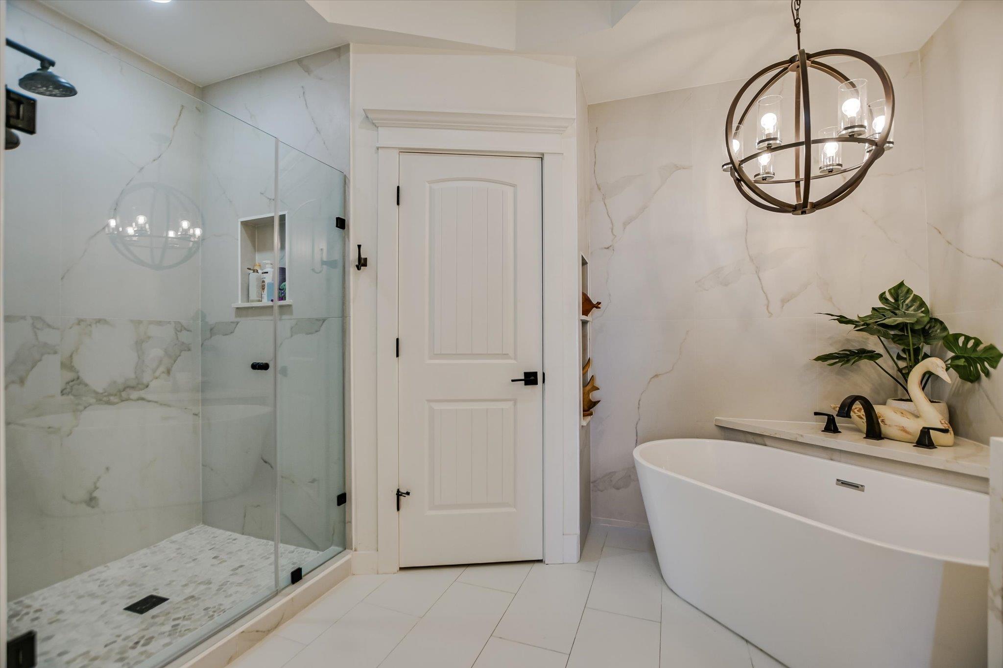 1001 The Cape Rd # 33, Horseshoe Bay, TX 78657