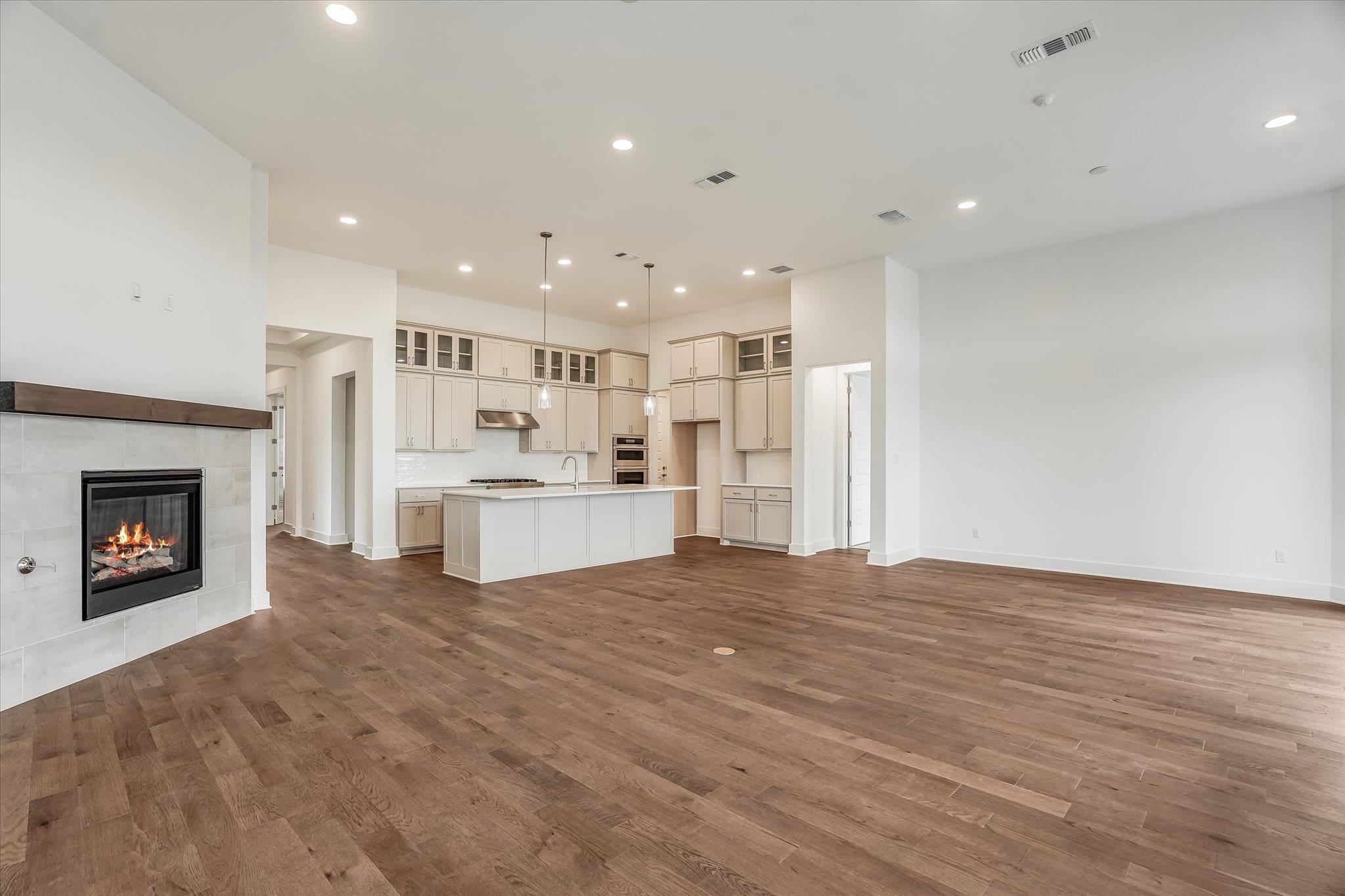 2869 Honeywood Dr, Leander, TX 78641