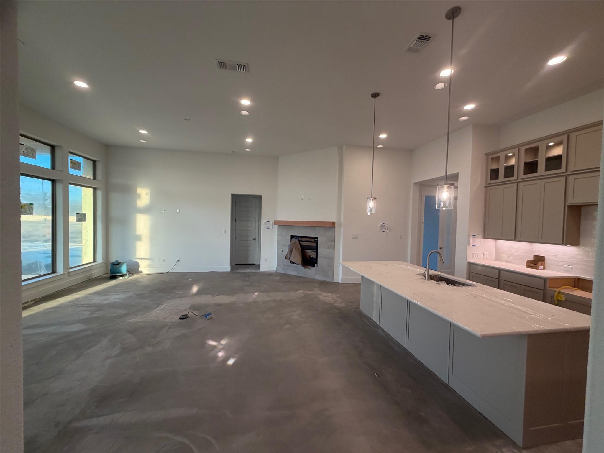 2869 Honeywood Dr, Leander, TX 78641