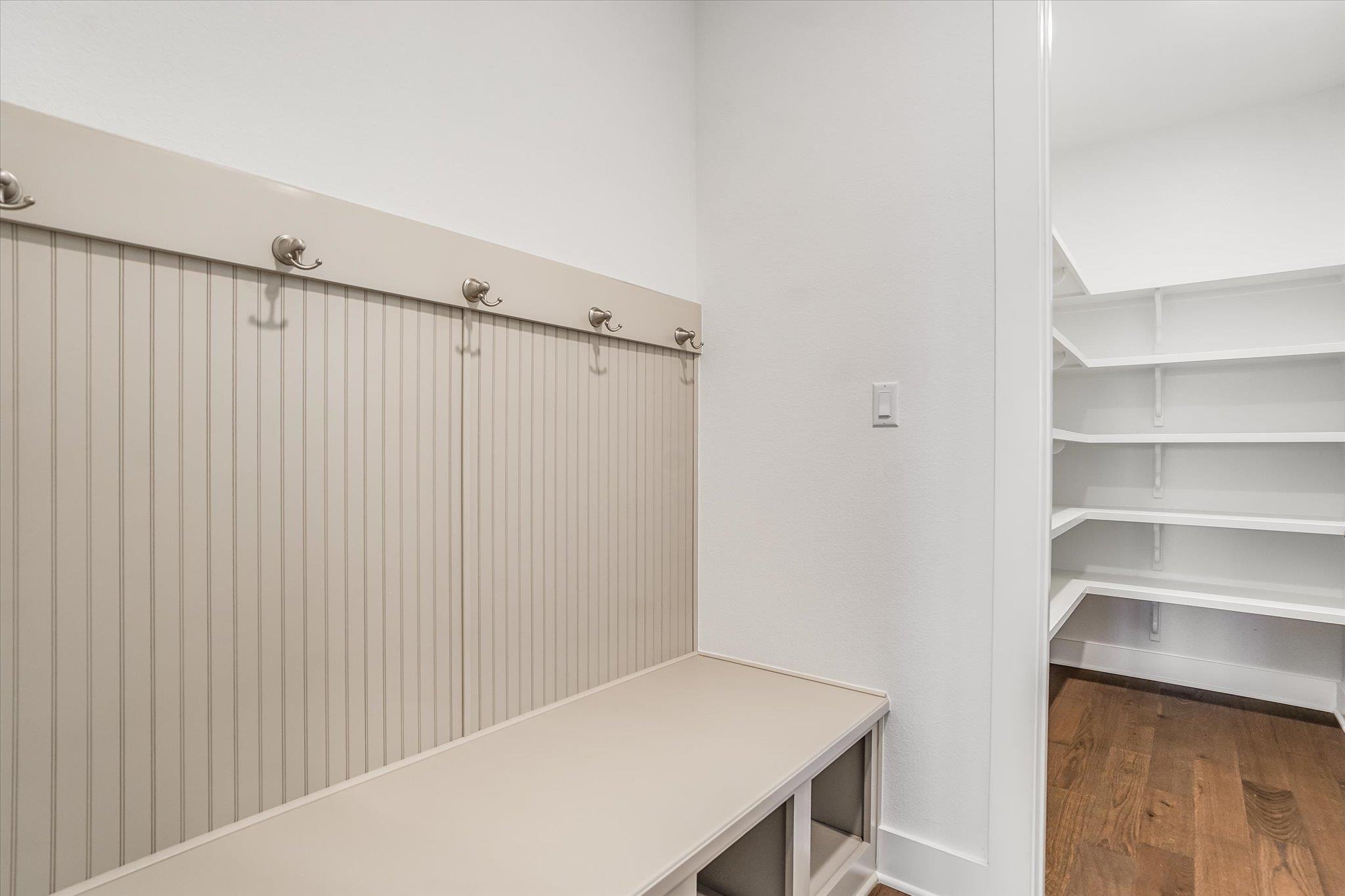 2869 Honeywood Dr, Leander, TX 78641