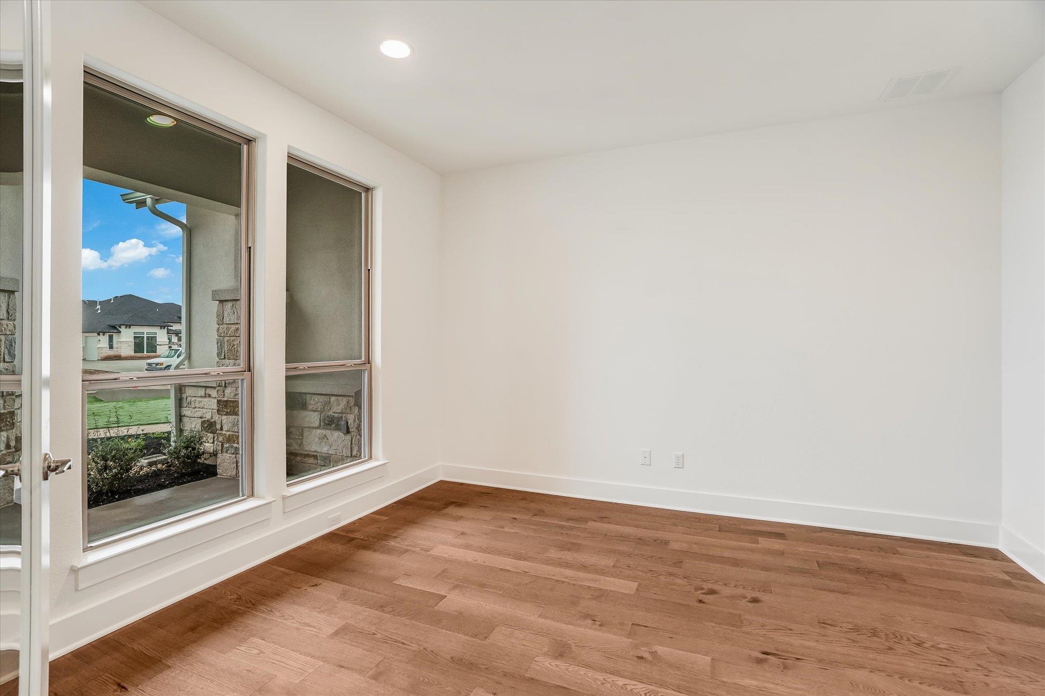 2869 Honeywood Dr, Leander, TX 78641