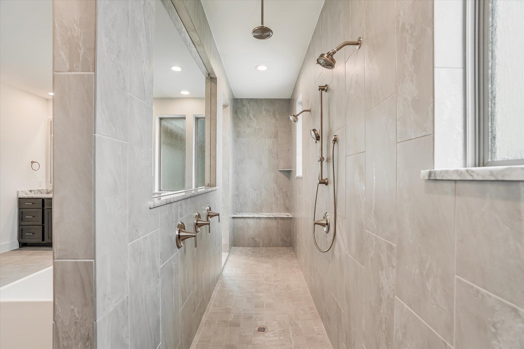 2869 Honeywood Dr, Leander, TX 78641