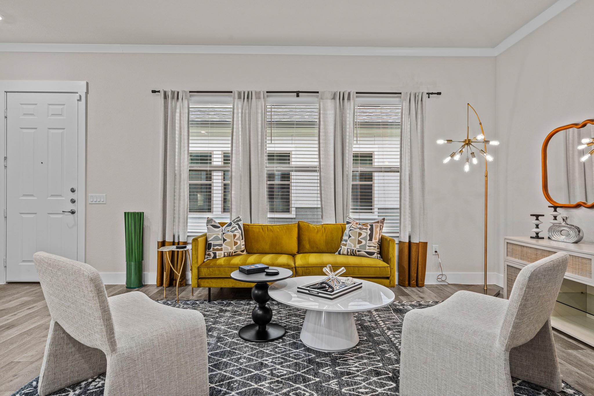 865 Limmer Loop # 435, Hutto, TX 78634