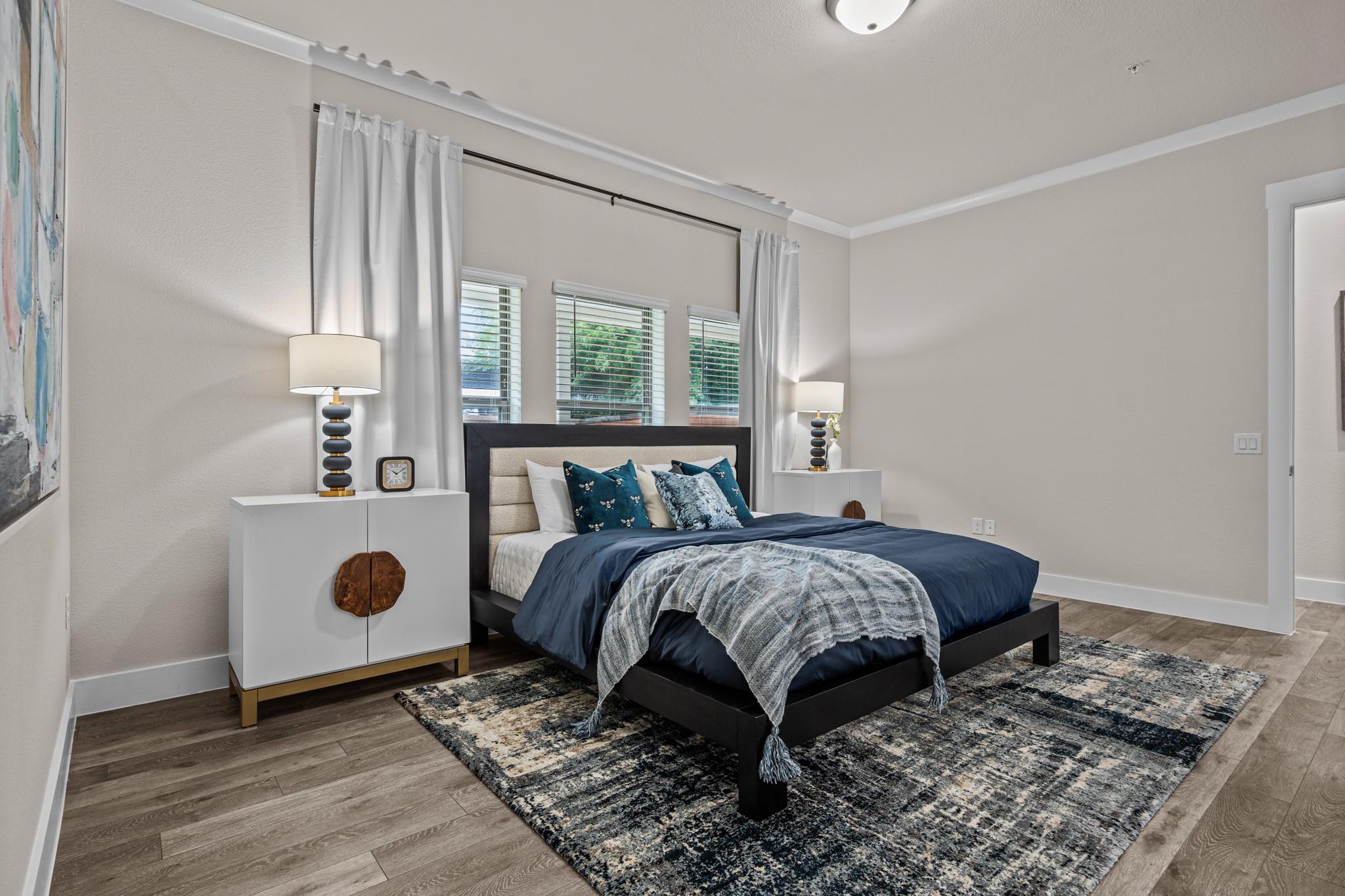 865 Limmer Loop # 435, Hutto, TX 78634