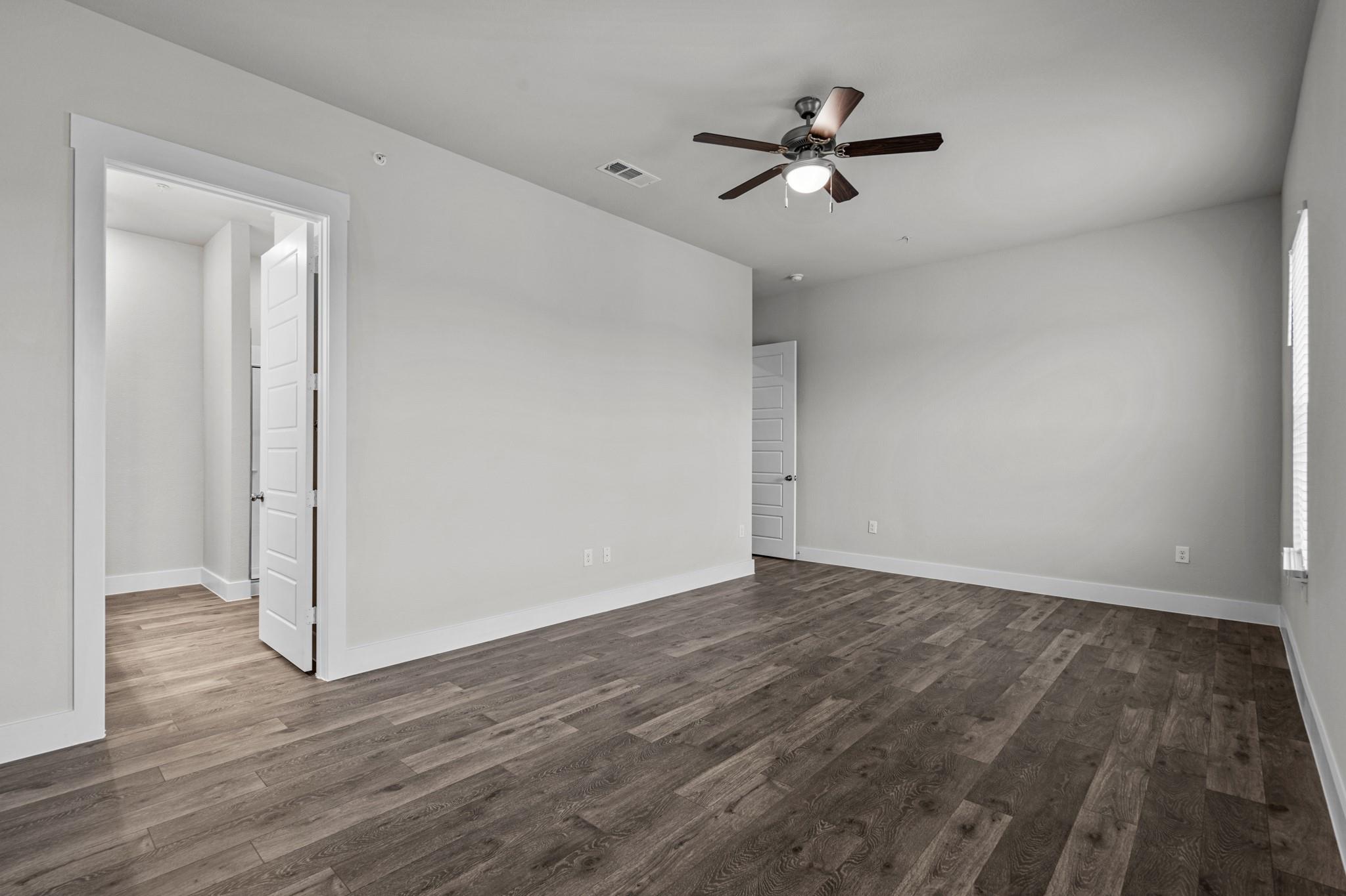 865 Limmer Loop # 635, Hutto, TX 78634