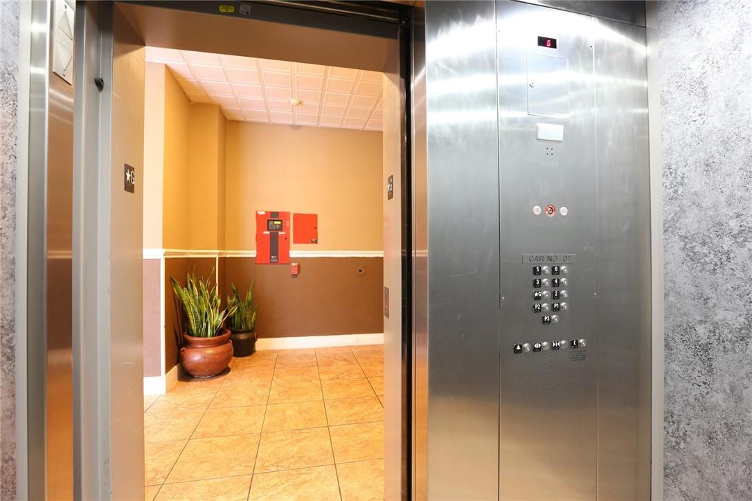 910 W 25th St # 502, Austin, TX 78705