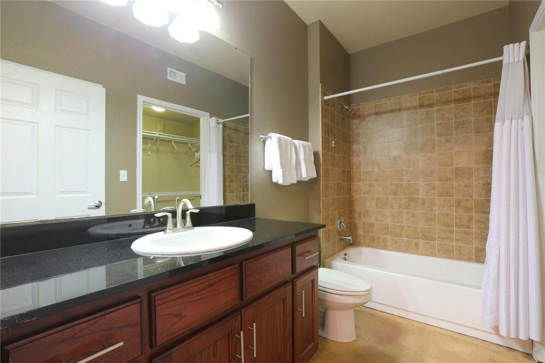 910 W 25th St # 502, Austin, TX 78705