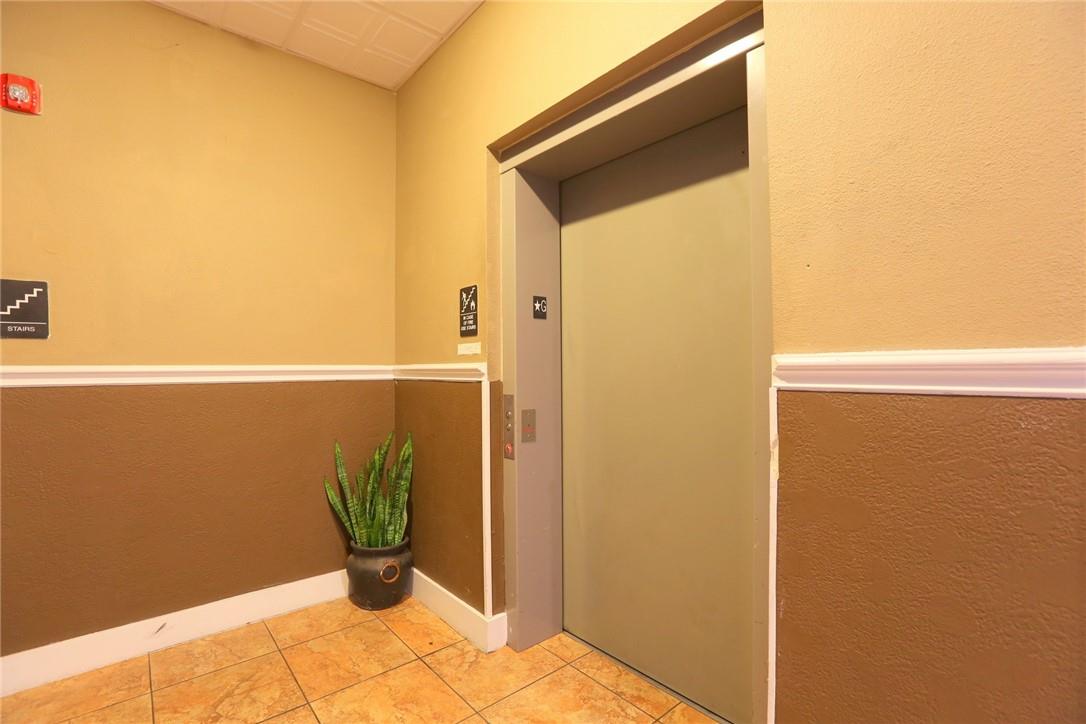 910 W 25th St # 502, Austin, TX 78705