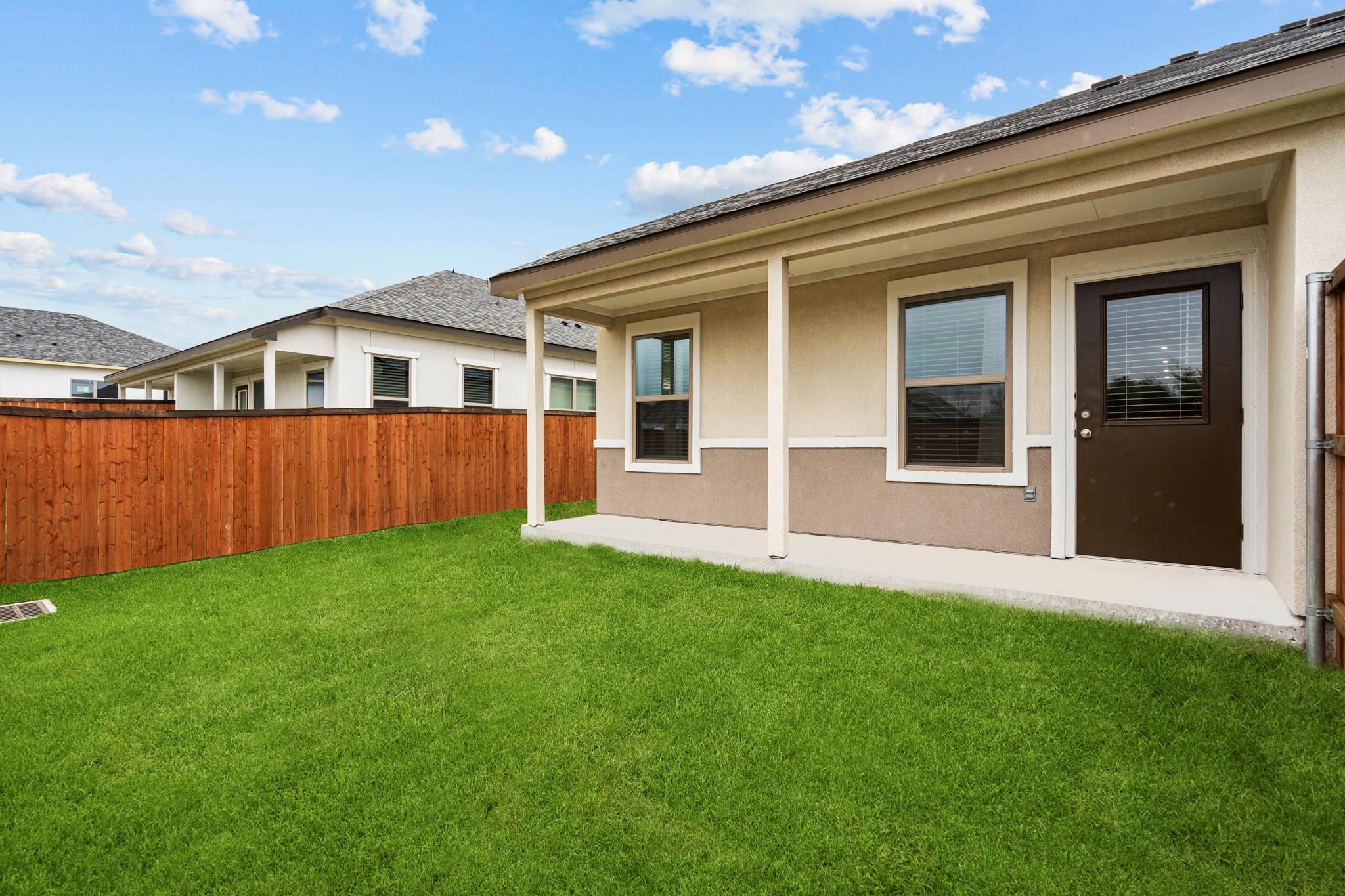 865 Limmer Loop # 1014, Hutto, TX 78634