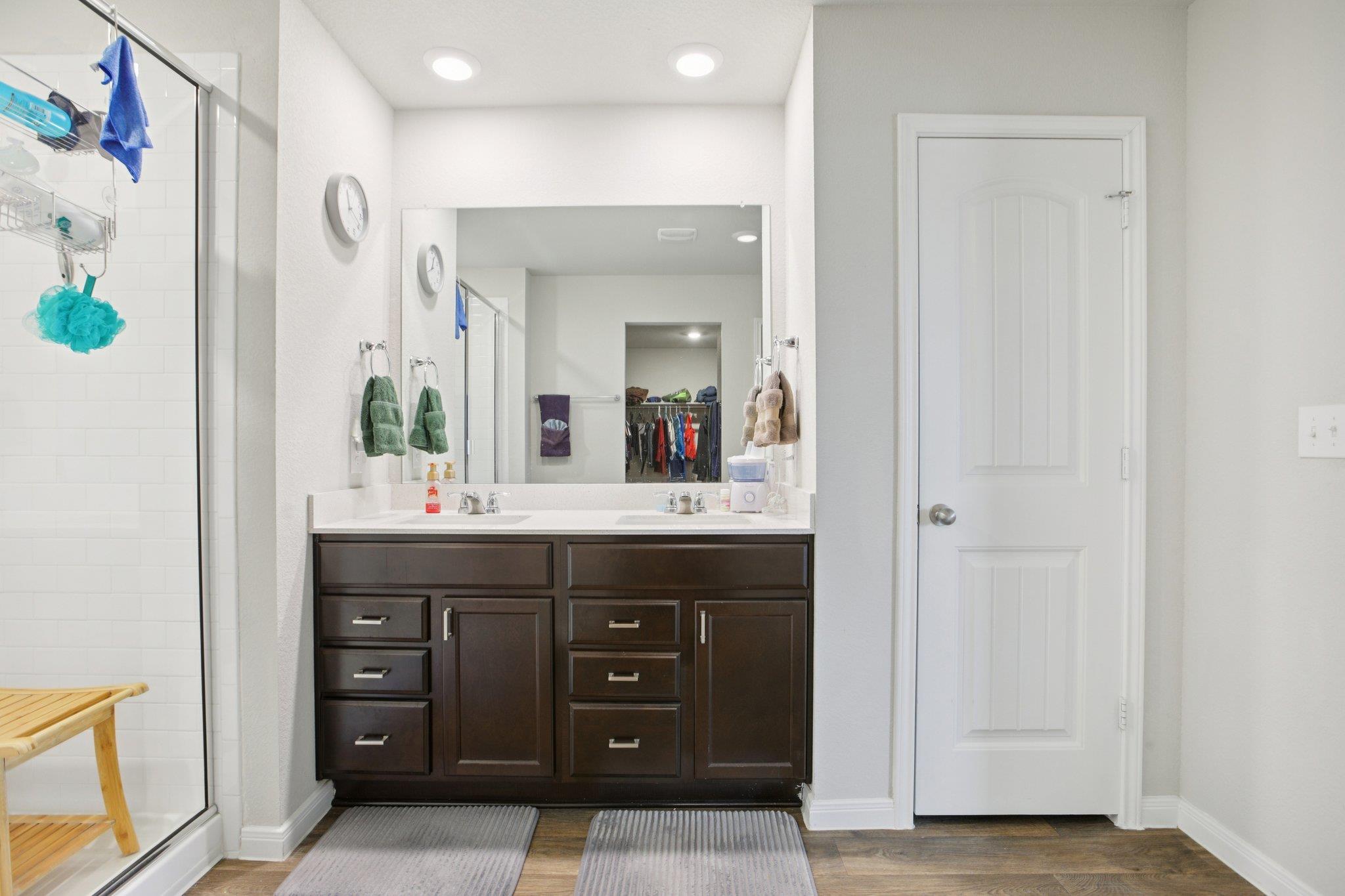 1001 Pembroke Ct, Hutto, TX 78634