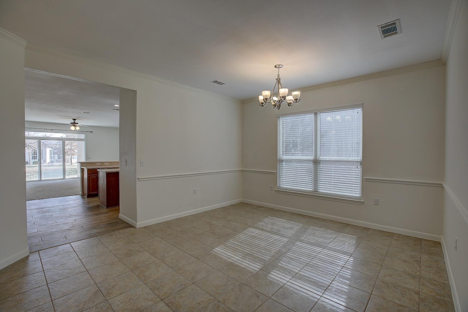 207 Monarch Trl, Georgetown, TX 78633