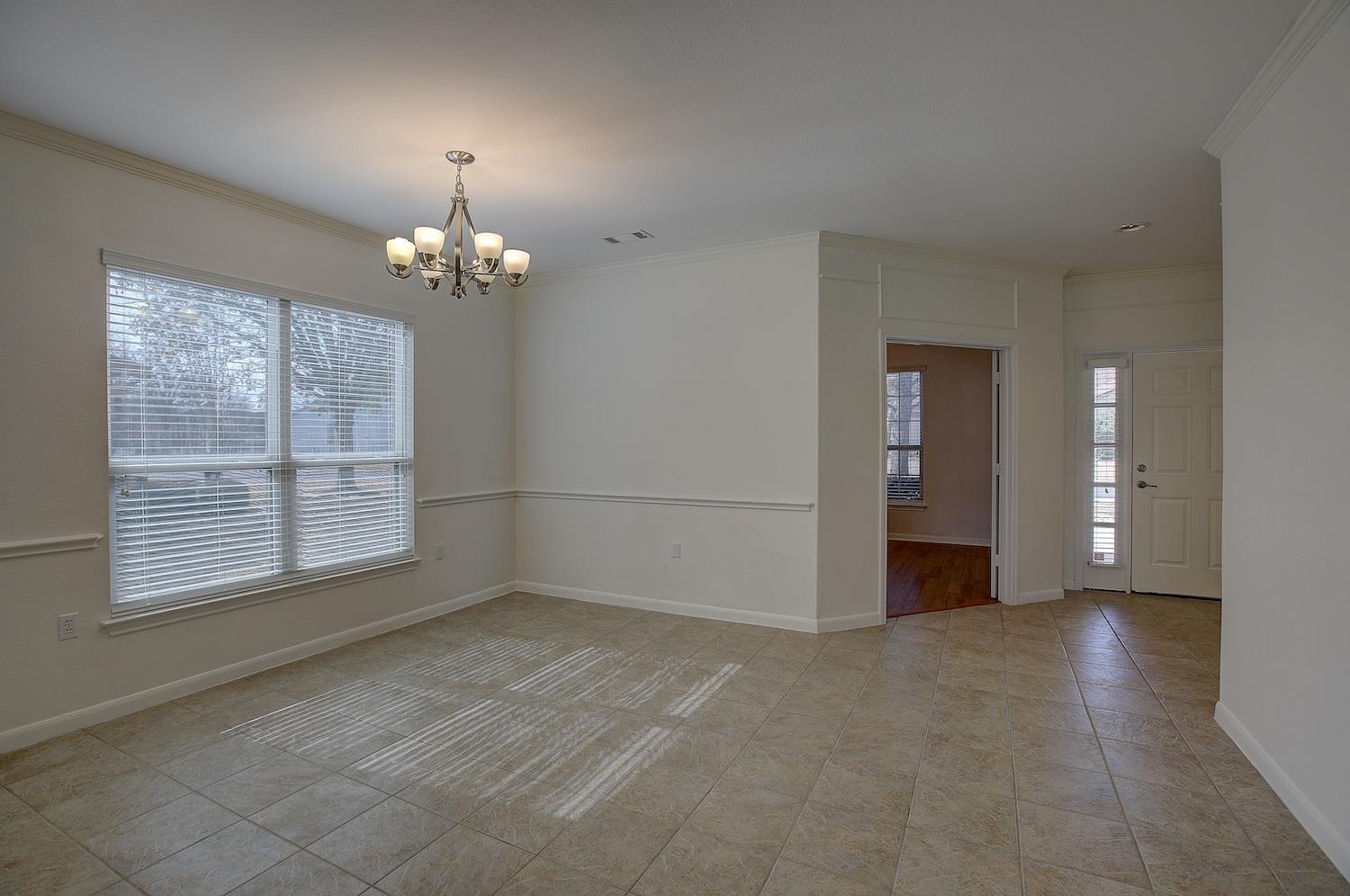 207 Monarch Trl, Georgetown, TX 78633