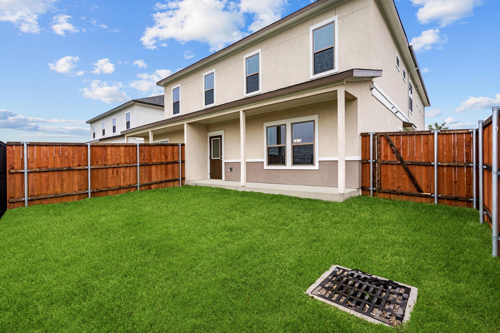 865 Limmer Loop # 627, Hutto, TX 78634