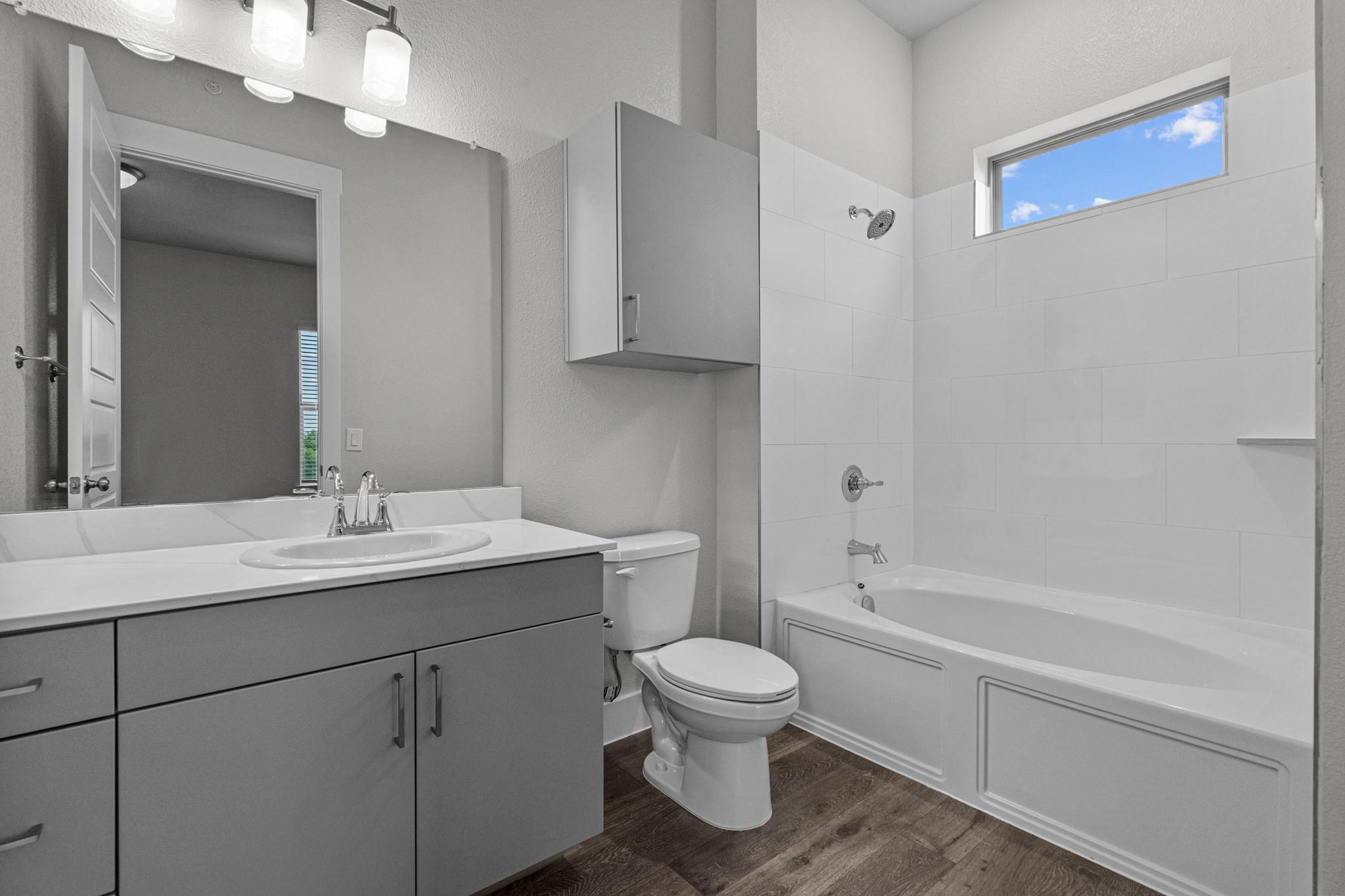 865 Limmer Loop # 627, Hutto, TX 78634