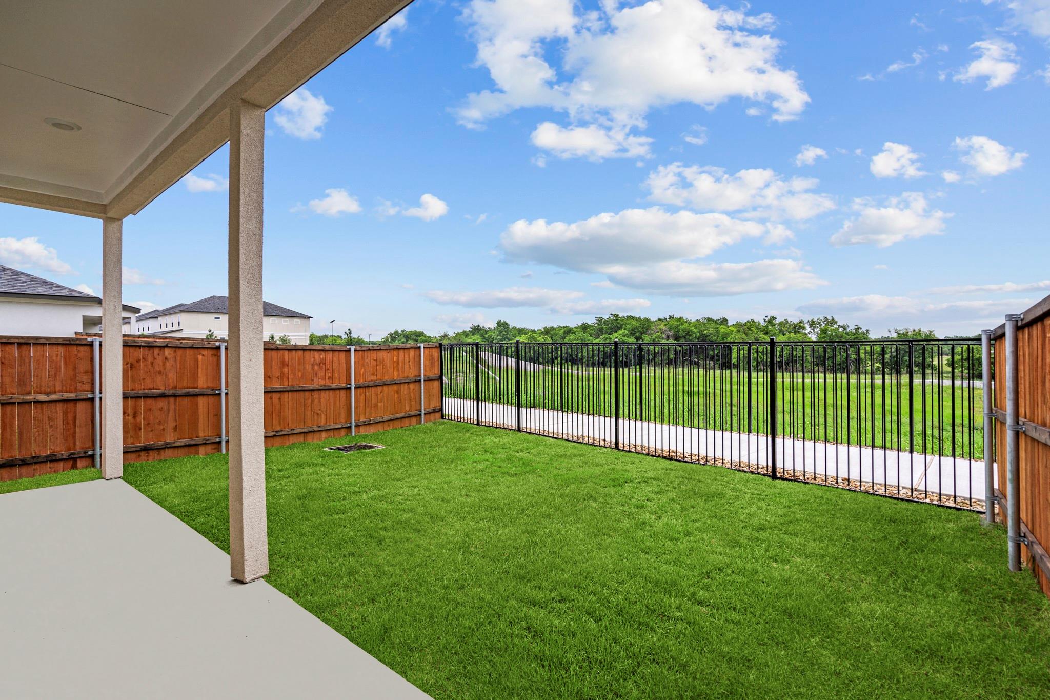 865 Limmer Loop # 627, Hutto, TX 78634