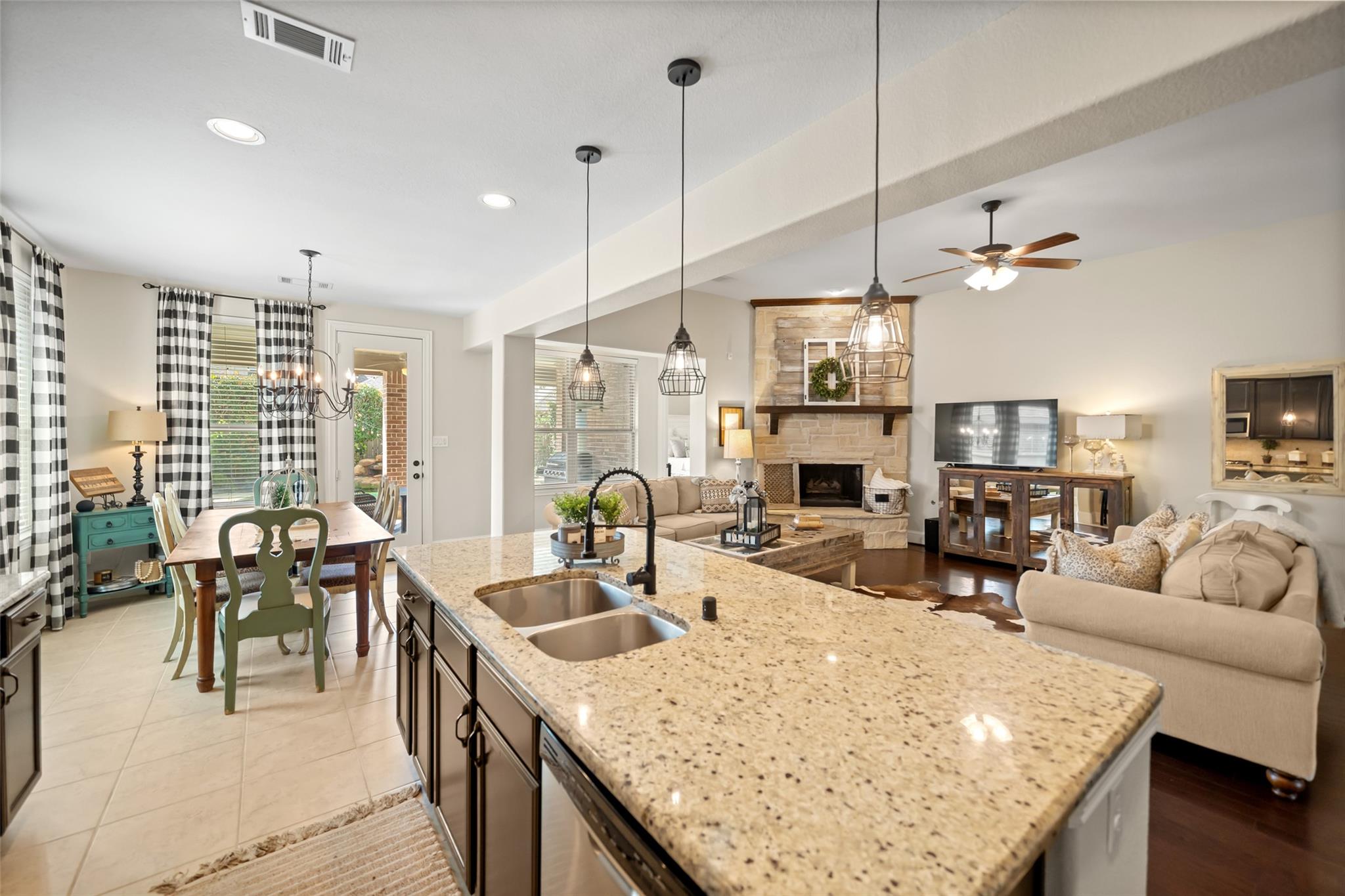 17707 Retreat Ridge Ln, Houston, TX 77095