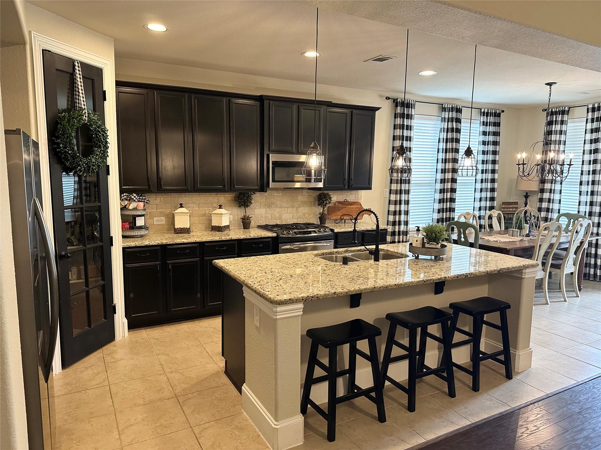 17707 Retreat Ridge Ln, Houston, TX 77095