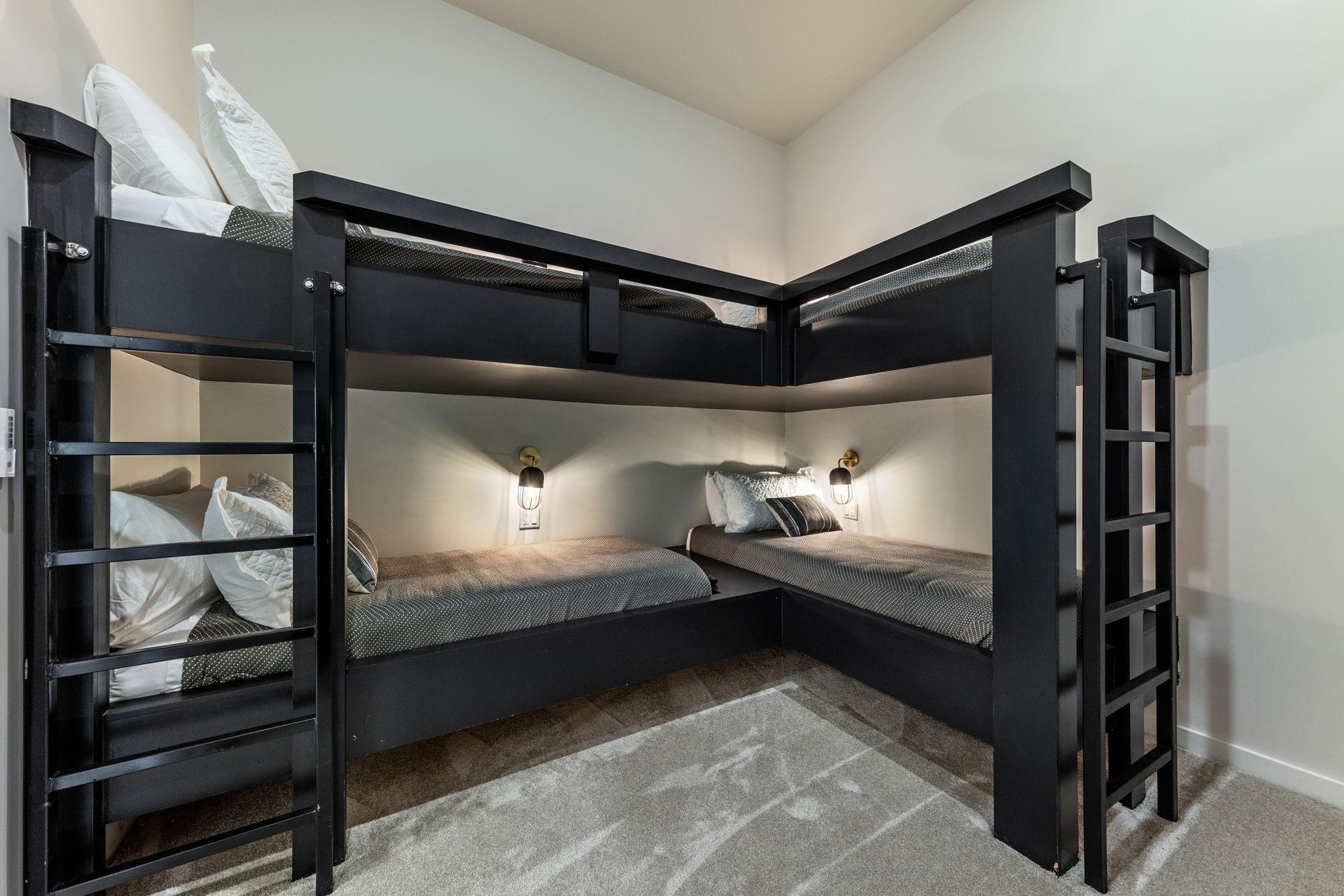 402 Island Dr # B, Horseshoe Bay, TX 78657