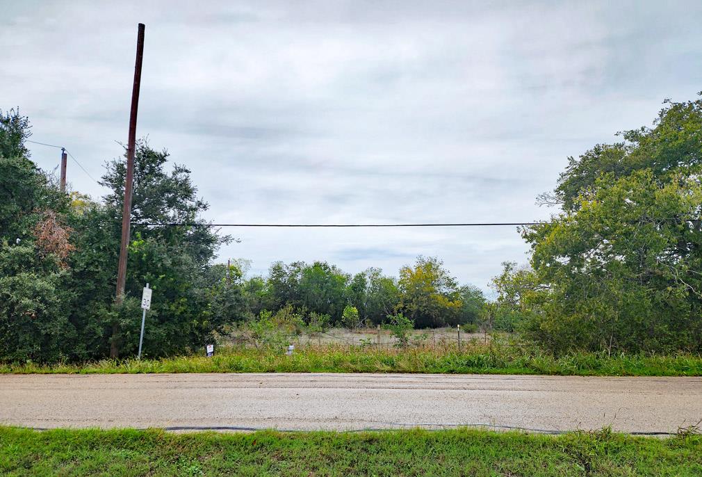 1411 Old Thorndale Rd, Taylor, TX 76574