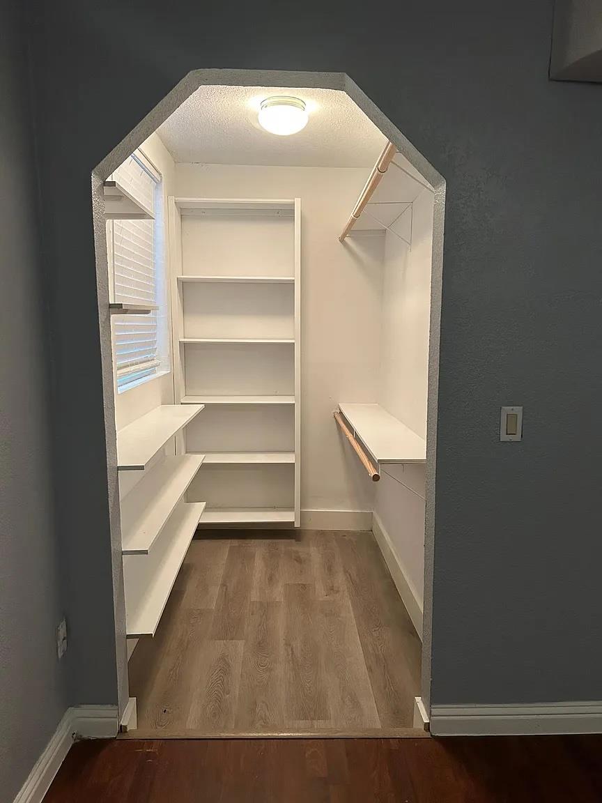 6902 Colony Park Dr, Austin, TX 78724