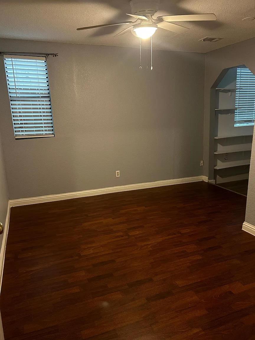 6902 Colony Park Dr, Austin, TX 78724